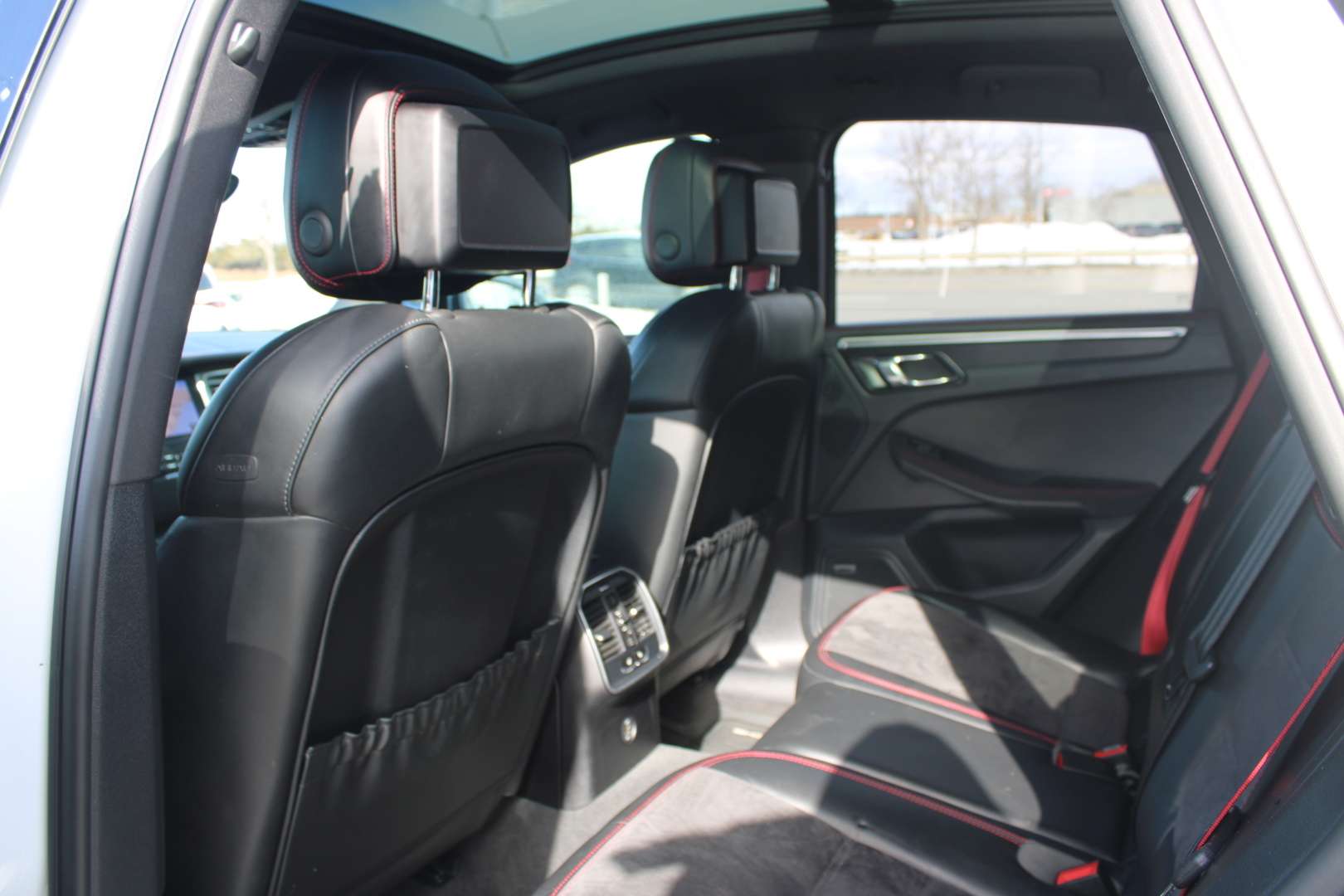 2018 Porsche Macan GTS | No Accident | Clean Carfax | Safety Included thumb 24