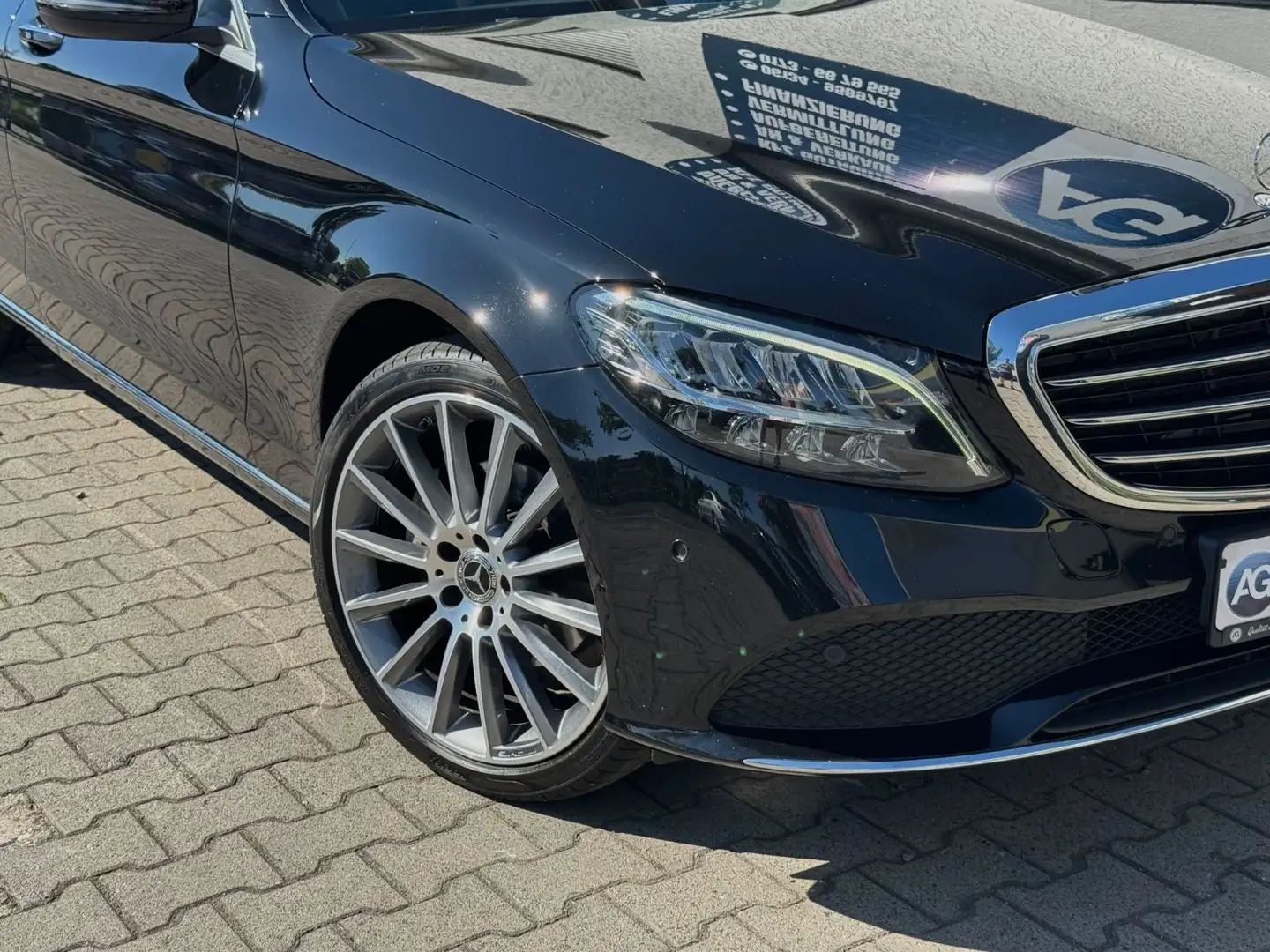 Mercedes-Benz C 220 T d 4M. AMG 19" Pano LED KAM. Burmester Noir - 2