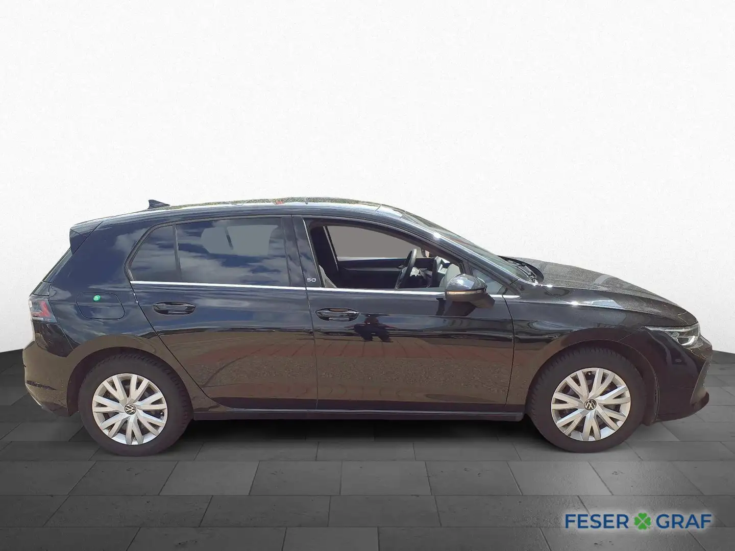 Volkswagen Golf VIII 1.5 eTSI DSG 50.J PANO LED-MATRIX HUD Schwarz - 2