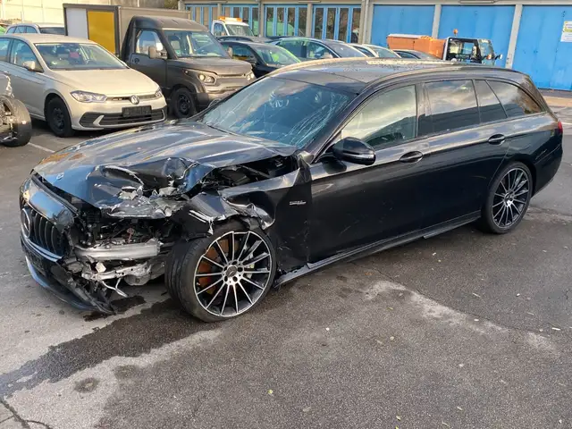 Mercedes-Benz E 53 AMG E53 AMG T 4M+ *Panorama*Performance*Night*LED*