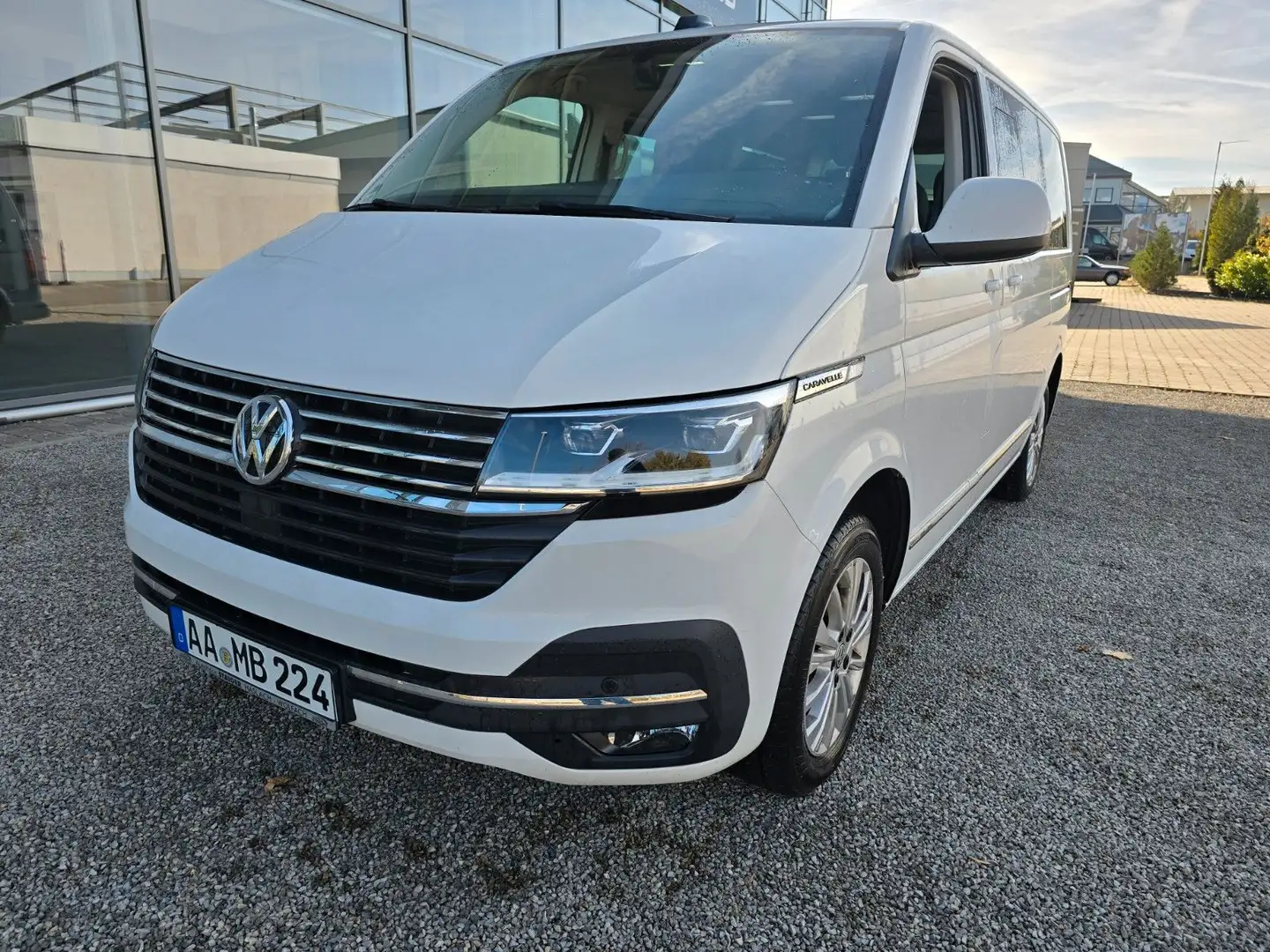 Volkswagen T6 Caravelle Highline,Navi,Leder,LED,Kamera - 1