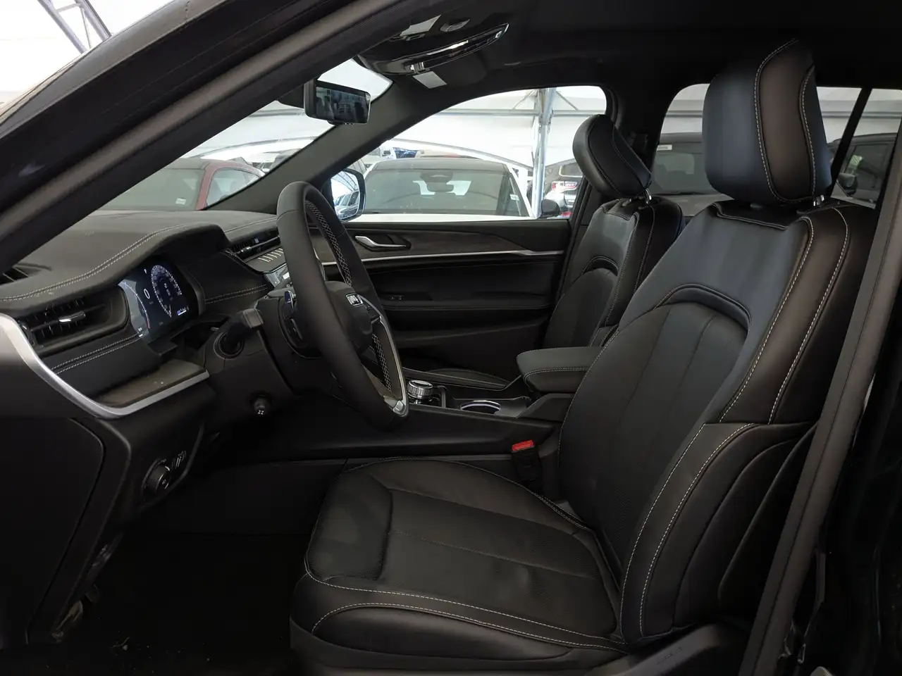 Jeep Grand Cherokee снимка Jeep Grand Cherokee