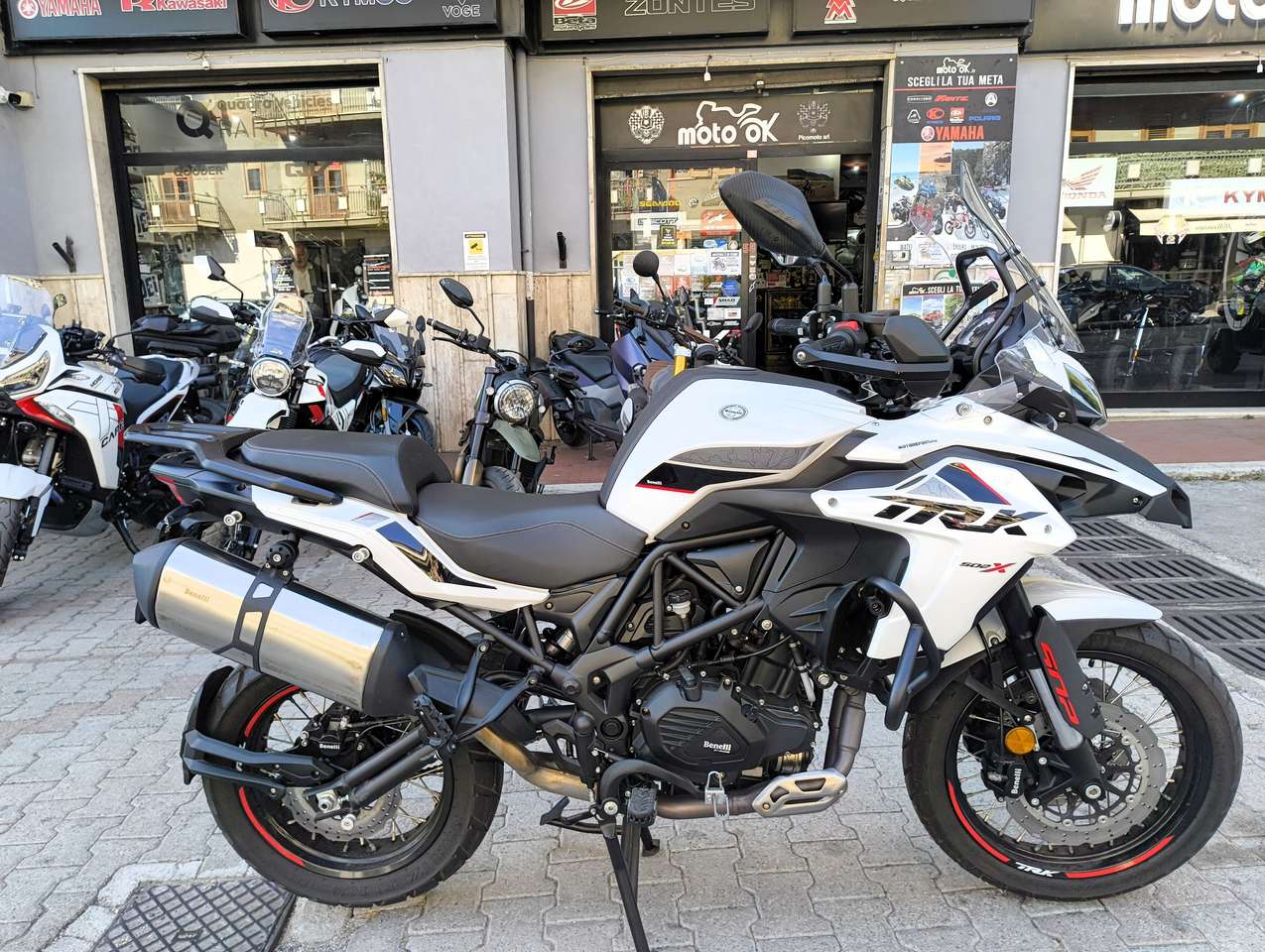 Benelli TRK 502 X