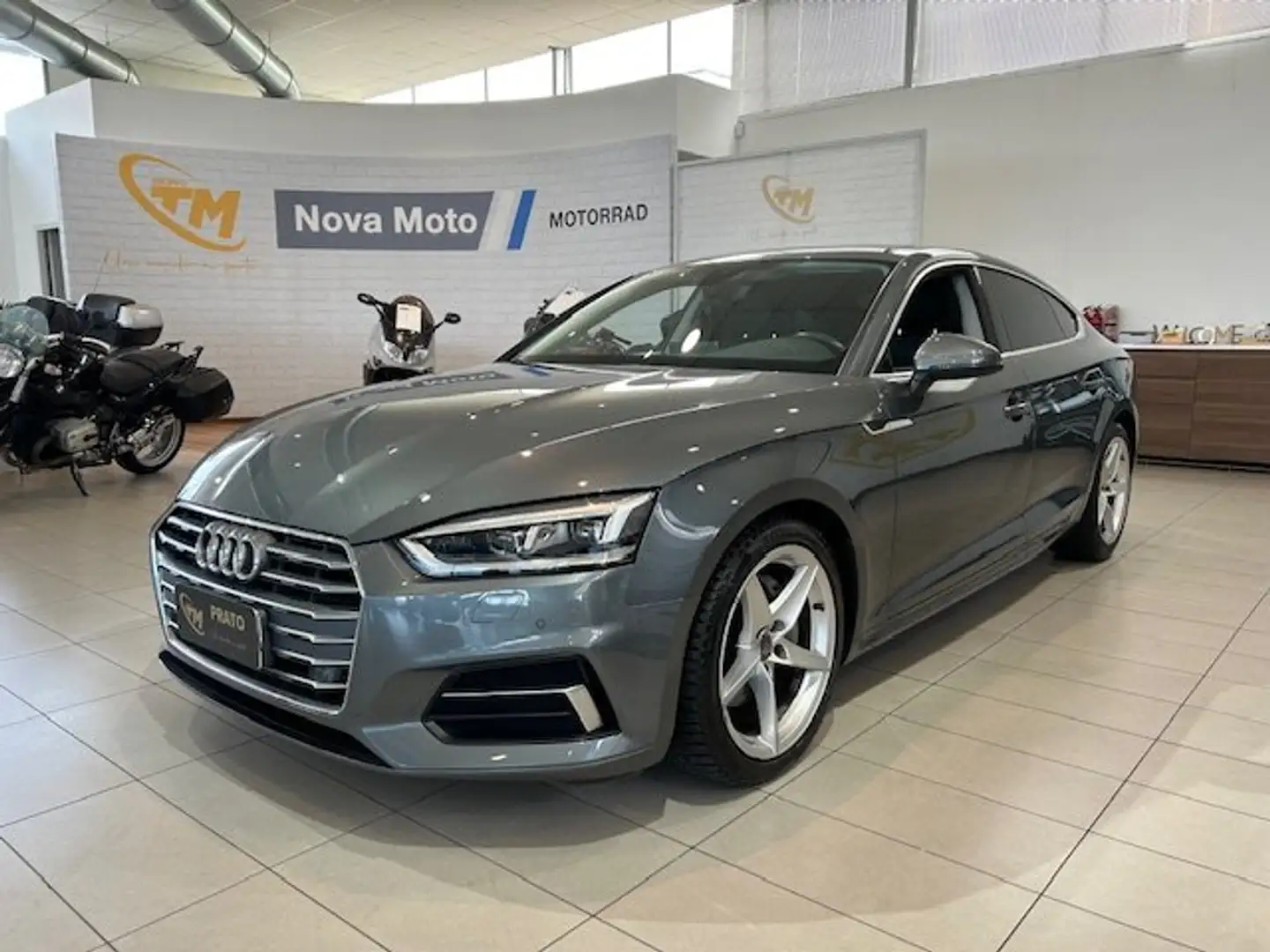 Audi A5 Sportback 40 2.0 tdi Business Sport 190cv s-tronic Grigio - 1