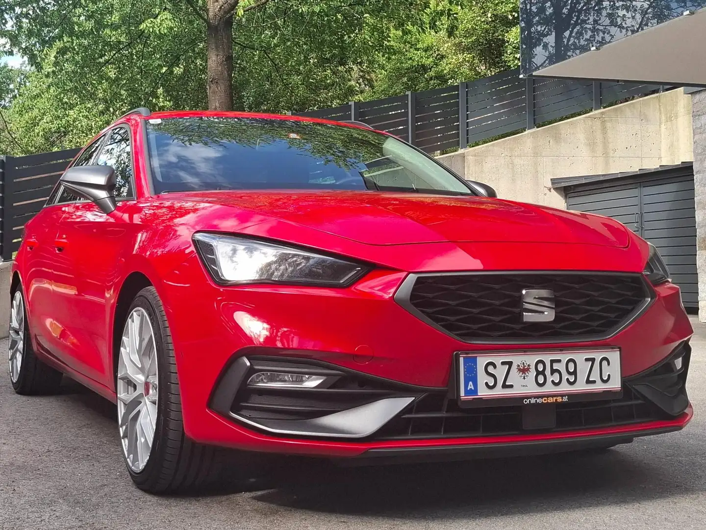 SEAT Leon Leon SP FR eHybrid 204 DSG FR Rot - 2