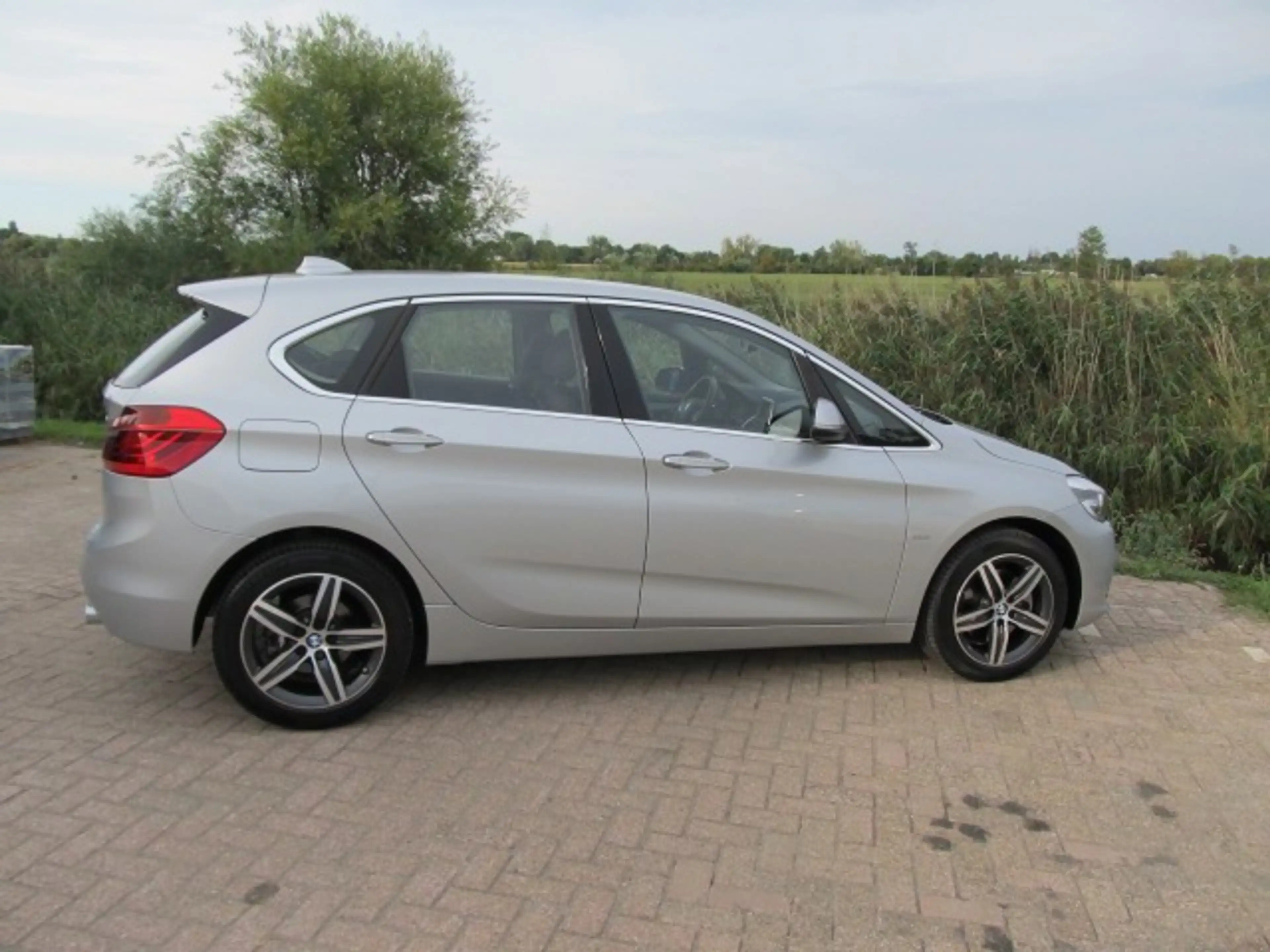 BMW 220 2-serie Active Tourer 220i Sport — photo 5