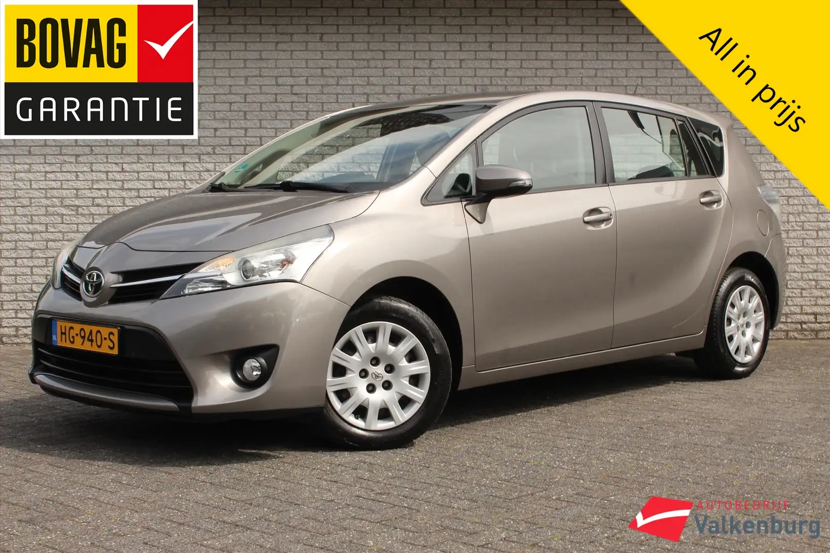 Toyota Verso 1.6 VVT-i 132pk (5P) Comfort Bruin - 1