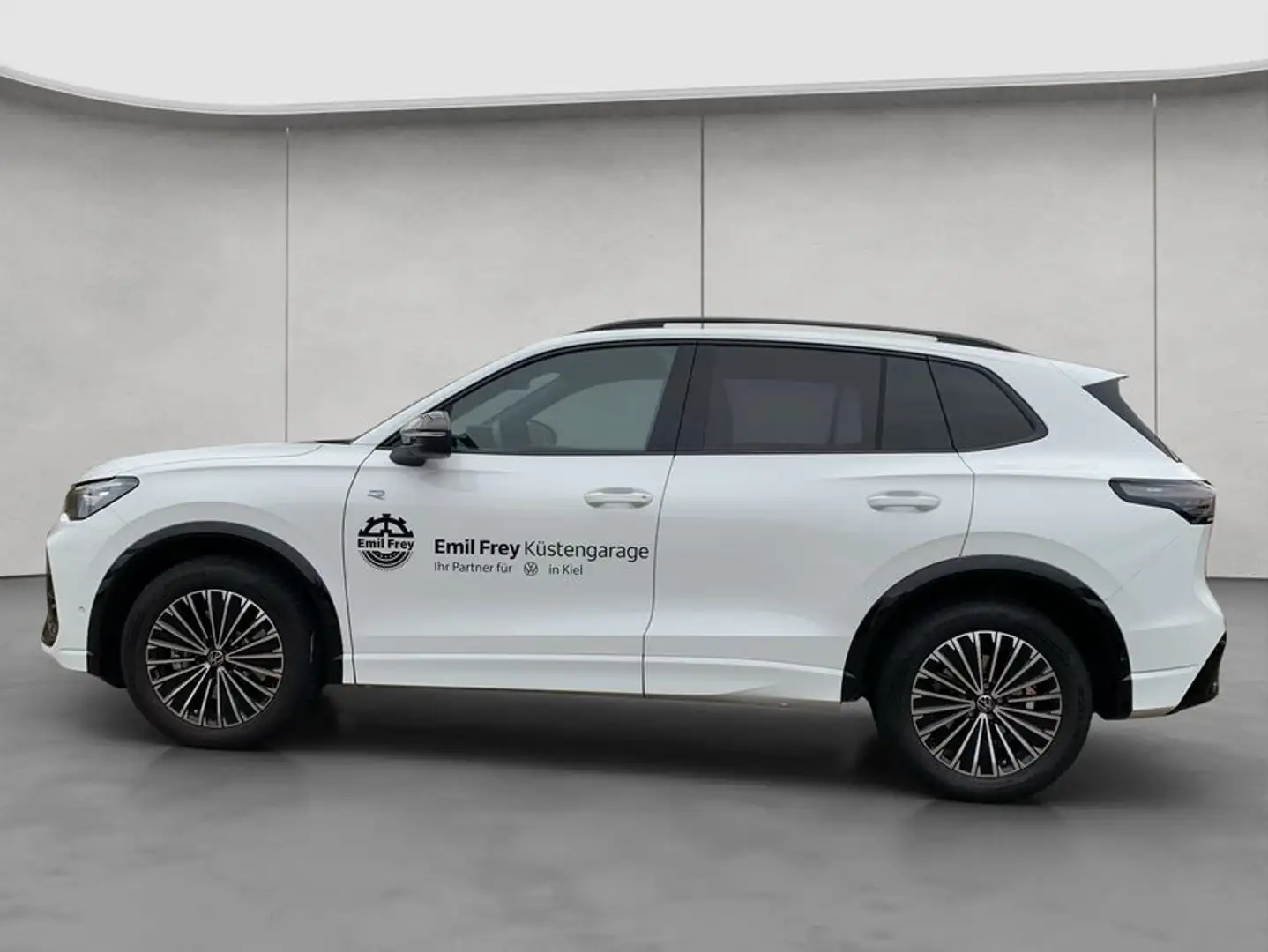 Volkswagen Tiguan R-Line 2,0 l TDI SCR 110 kW (150 PS) 7-Ga Weiß - 2