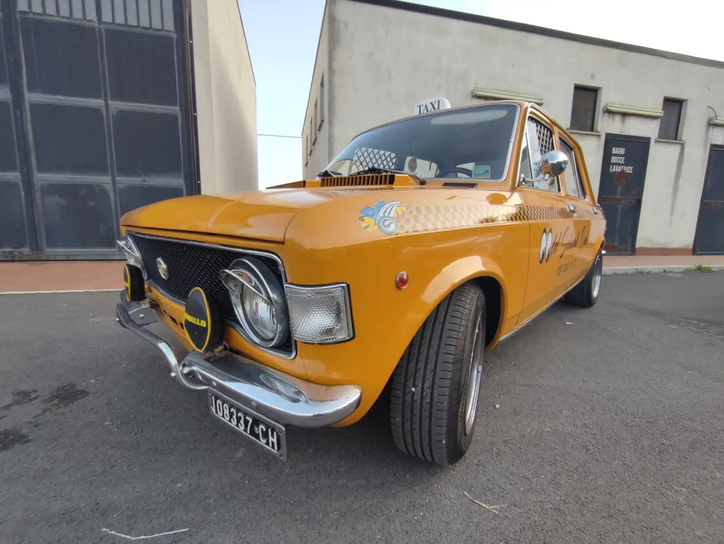Fiat 128 žuta - 2
