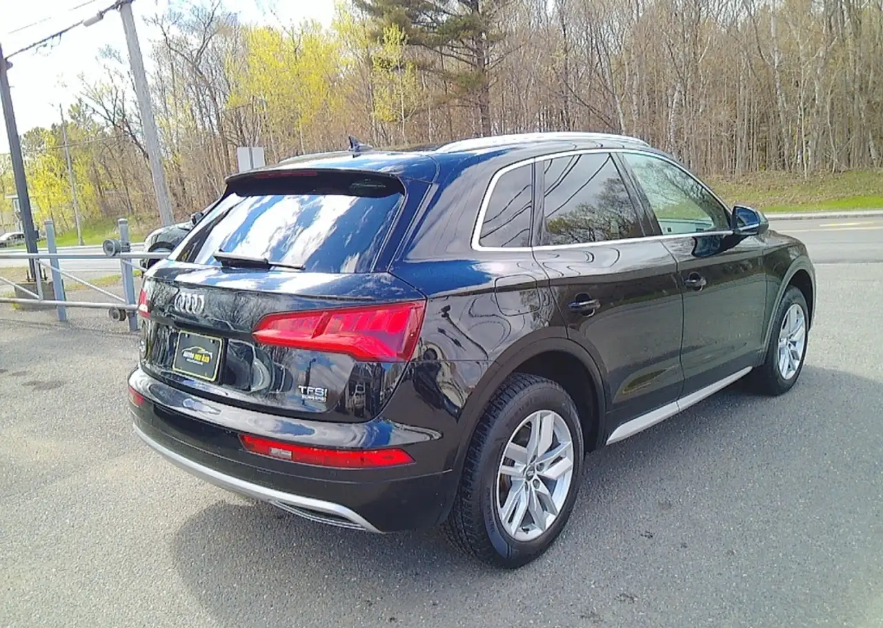 Audi Q5 снимка Audi Q5