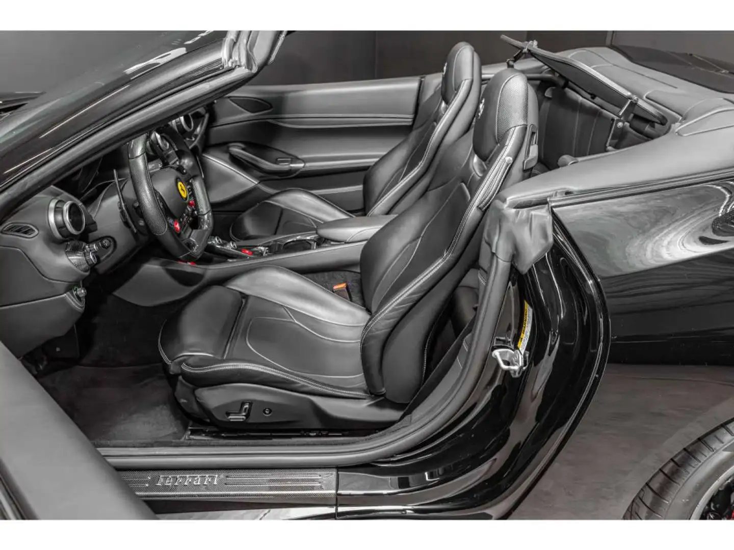 Ferrari Portofino F1/360/20/BELUFT/LIFT/CARBONE/VOLL/ Noir - 2