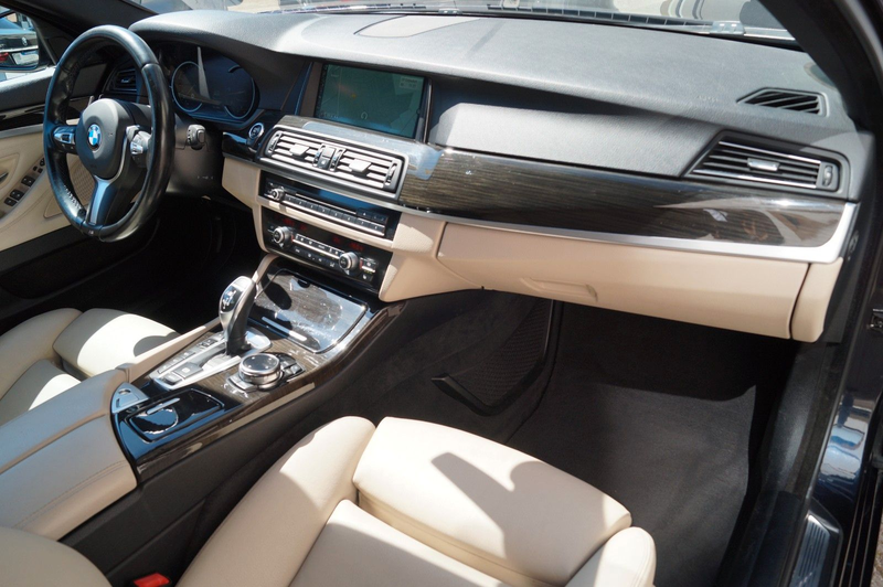 BMW 550 d Touring xDrive Sport-Automatik aus 2.Hand! — photo 13