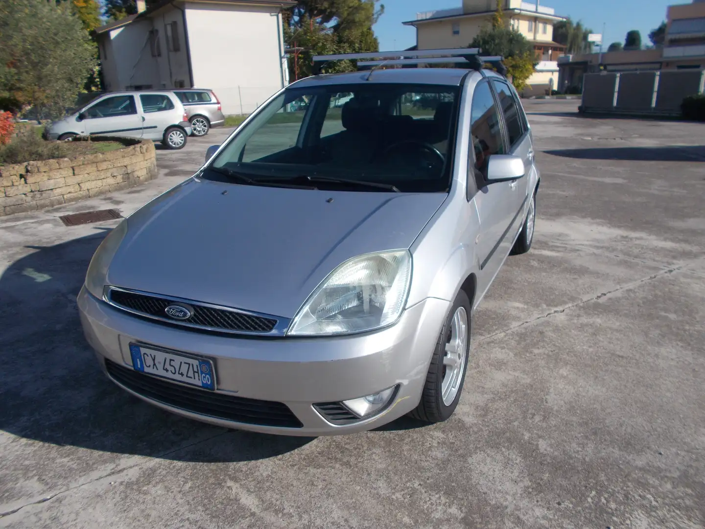 Ford Fiesta 1.4 tdci Collection 5 PORTE Grigio - 1