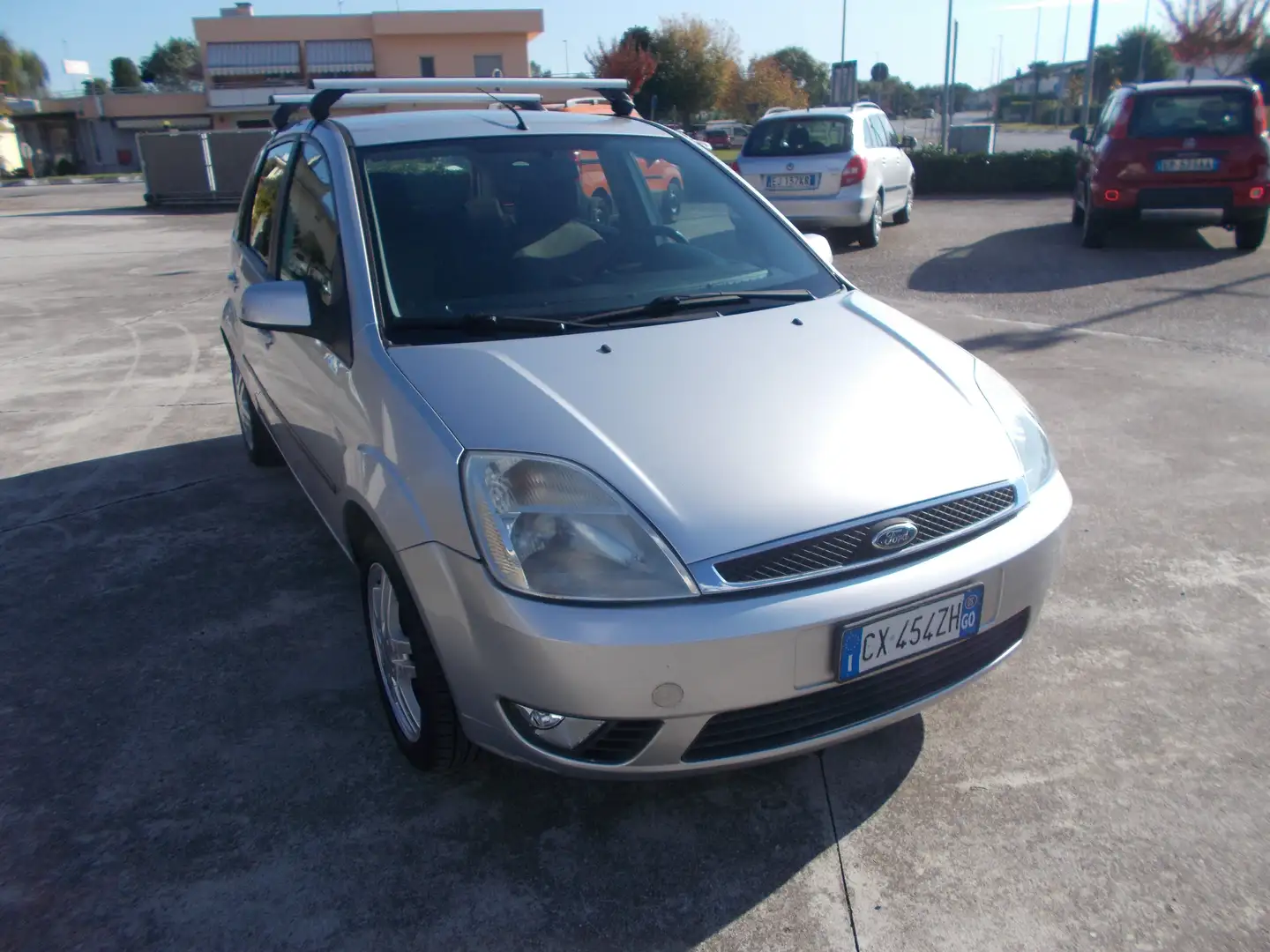 Ford Fiesta 1.4 tdci Collection 5 PORTE Grigio - 2