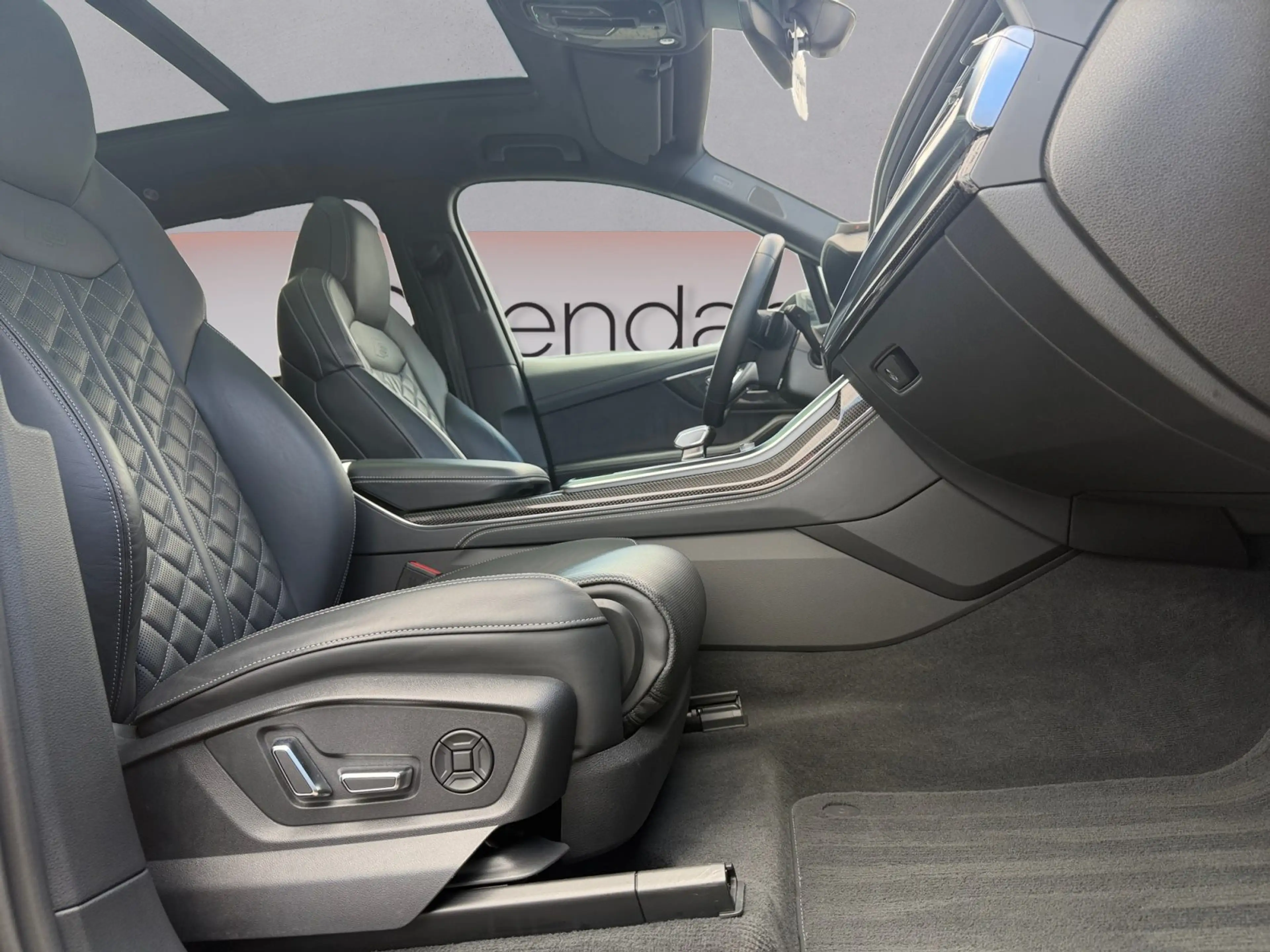 Audi SQ7 4.0 TFSI 373(507) kW(PS) tiptronic Competition — photo 15