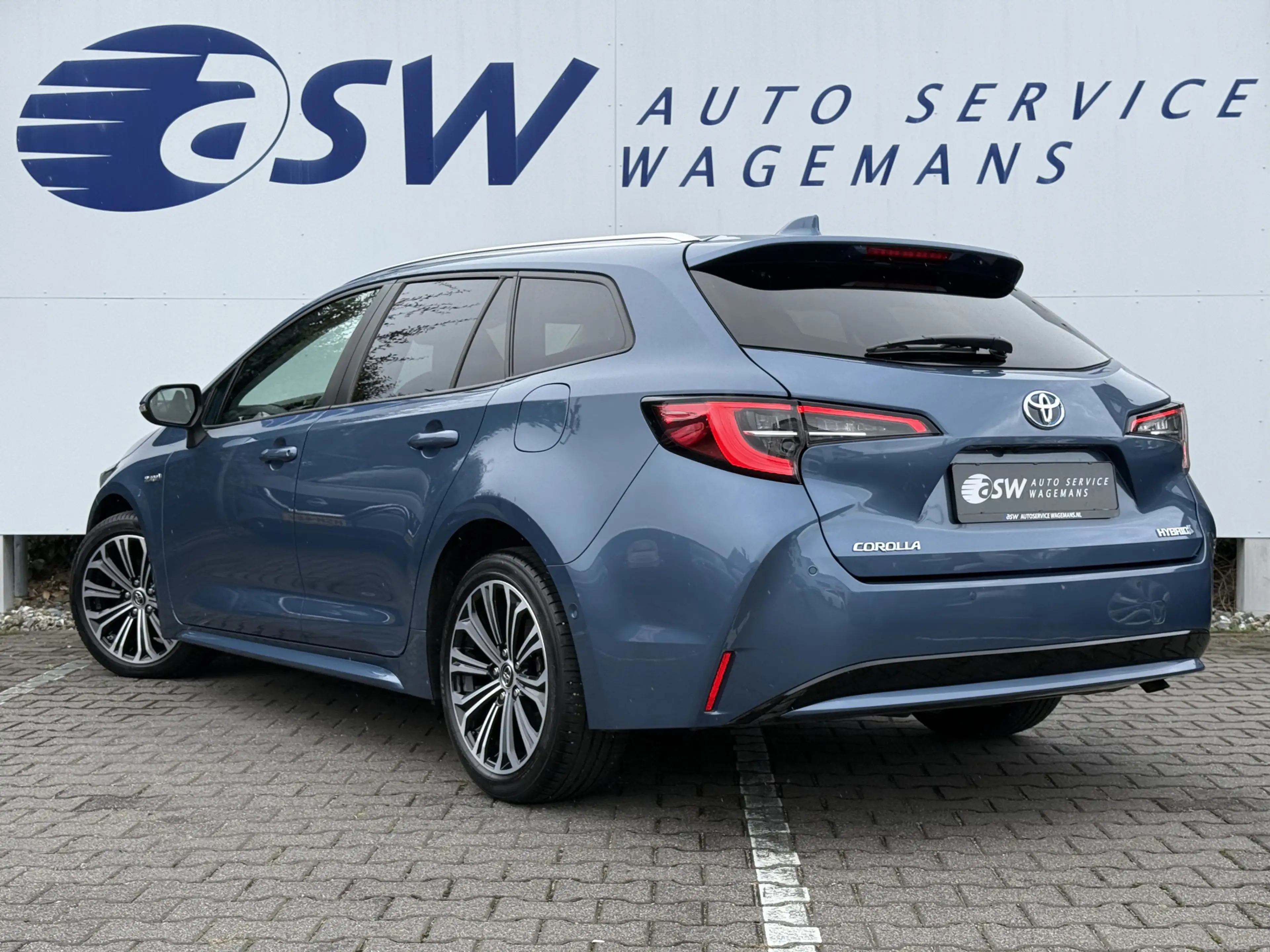 Toyota Corolla Touring Sports 1.8 Hybrid Dynamic | ACC | CarPlay — photo 3
