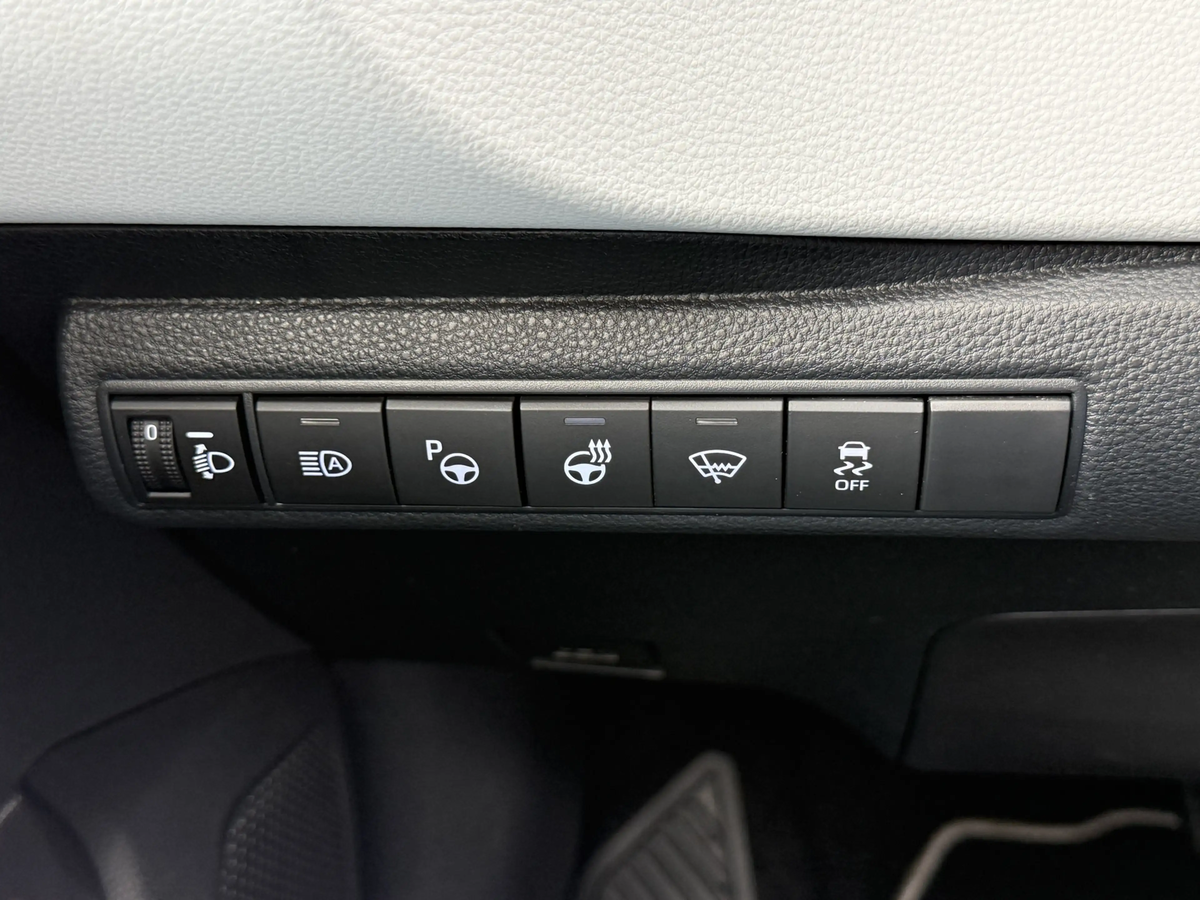 Toyota Corolla Touring Sports 1.8 Hybrid Dynamic | ACC | CarPlay — photo 13