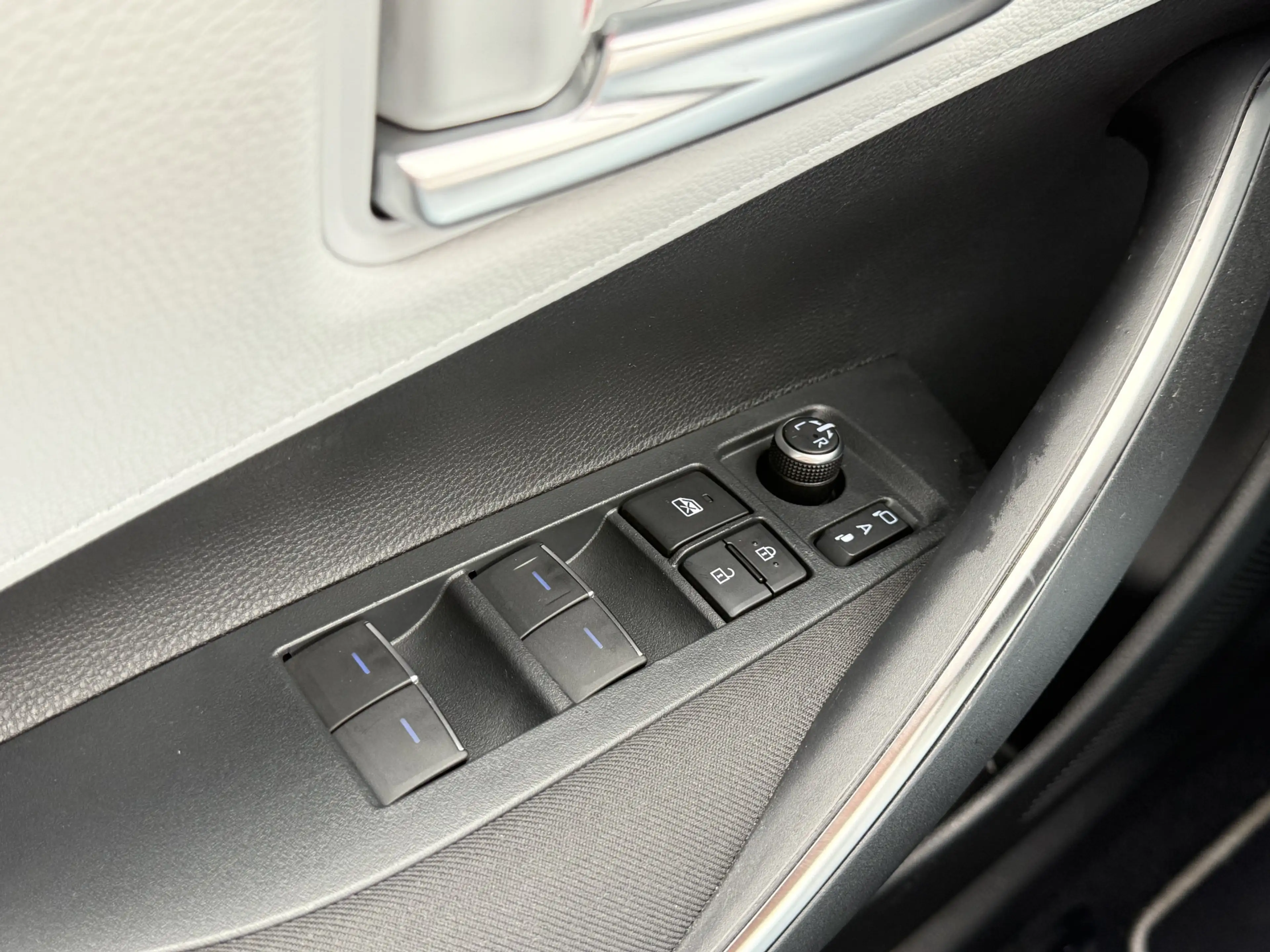 Toyota Corolla Touring Sports 1.8 Hybrid Dynamic | ACC | CarPlay — photo 12