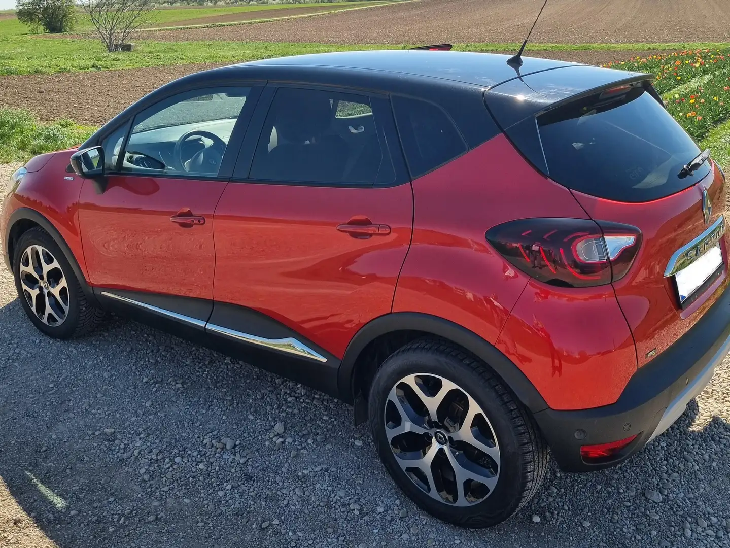 Renault Captur VOLLAUSSTATTUNG // Captur ENERGY TCe 90 4Austria Rot - 2