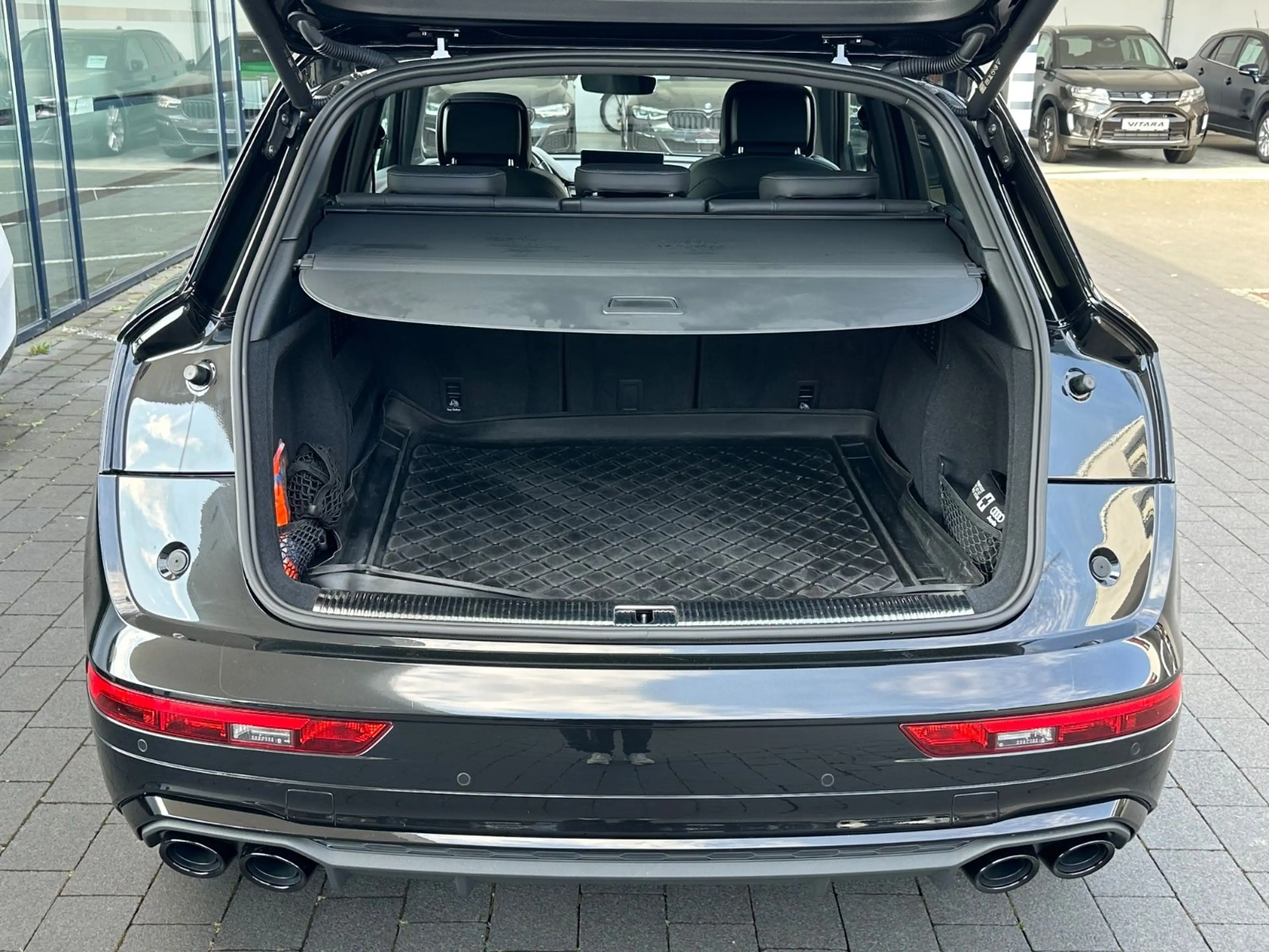 Audi SQ5 3.0 TDI quattro I AHK I Standheizung I B&O — photo 8