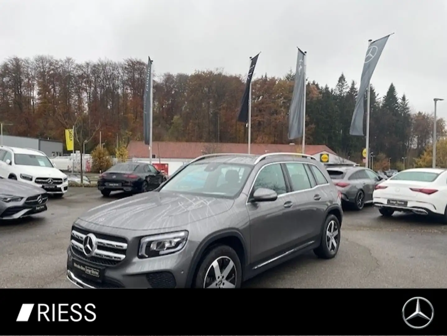 Mercedes-Benz GLB 200 d PTS RÜCKFAHRK. AHK STANDHEIZ. 7-SITZER Grau - 1