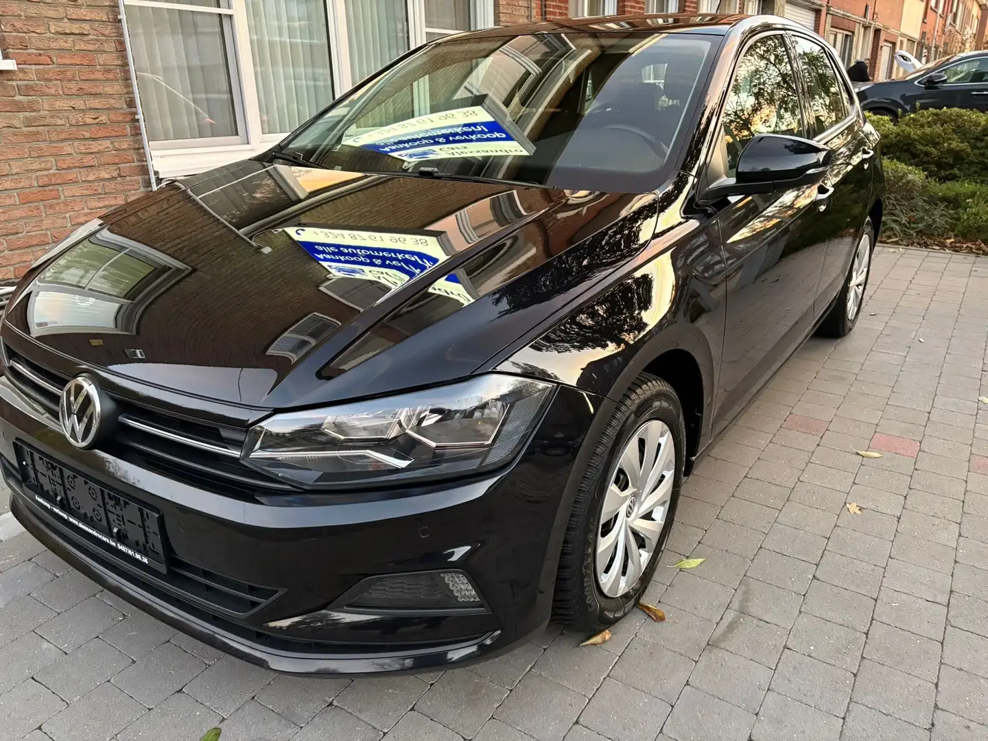 Volkswagen Polo 1.0i! Topstaat* Airco* Navi* 86000km* Garantie! Noir - 1