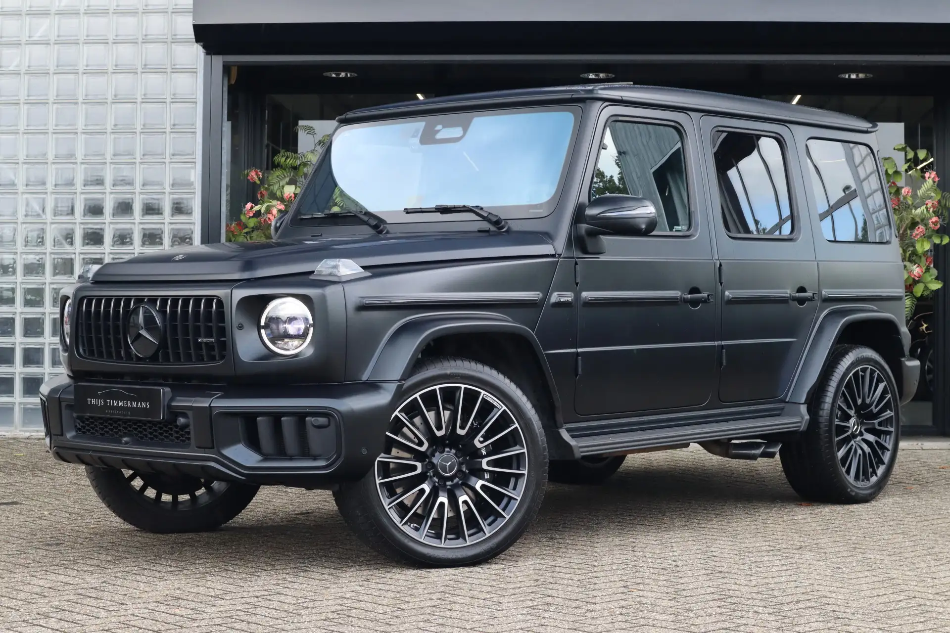 벤츠 G-Class G 63 AMG 2026 건메탈 사진 1