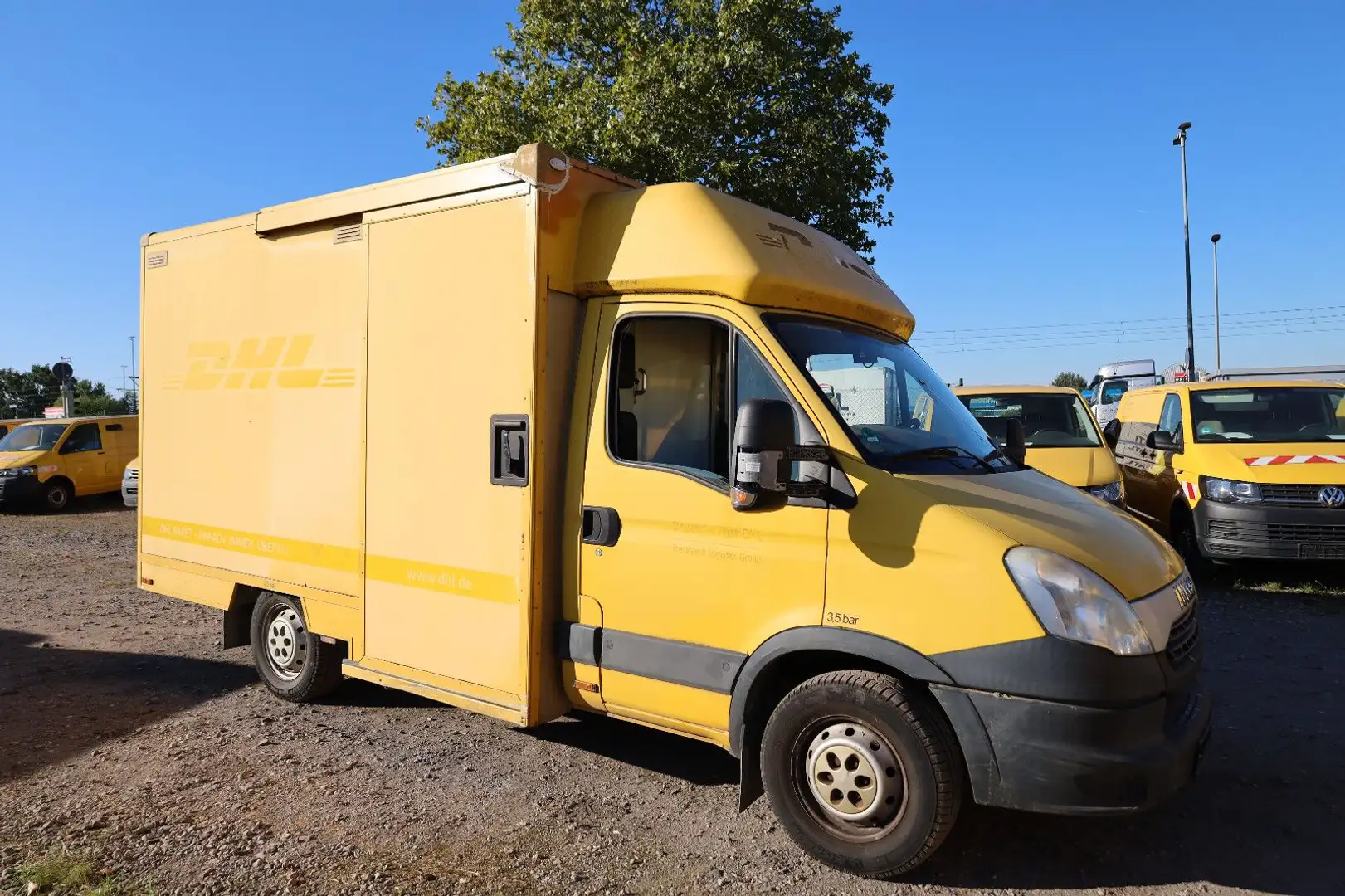 Iveco Daily/ Regalsystem/Luftfeder/KURZ/1. Hand Gelb - 1