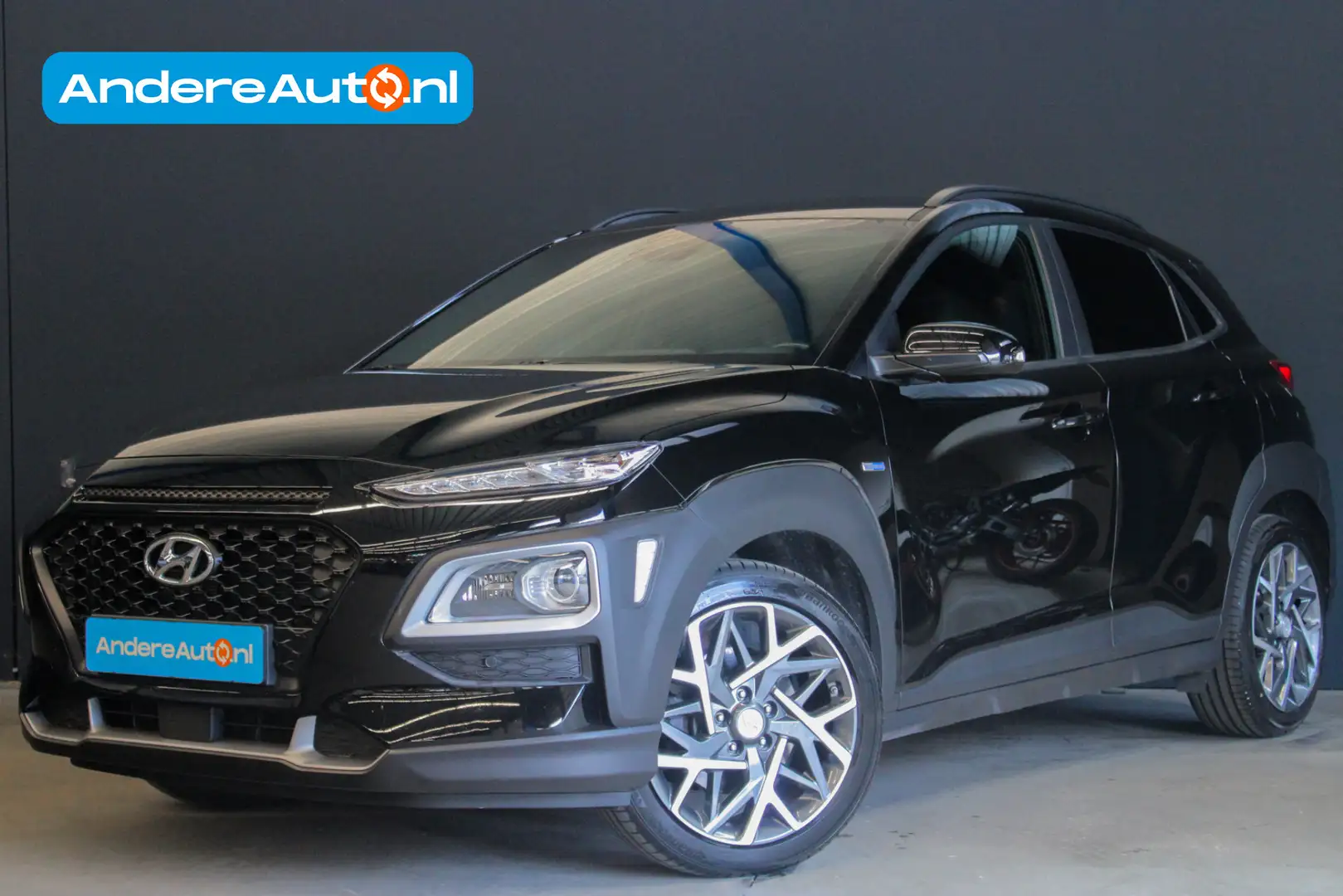 Hyundai KONA 1.6 GDI HEV Premium |dealer onderhouden|HUD|stoel/ Noir - 1