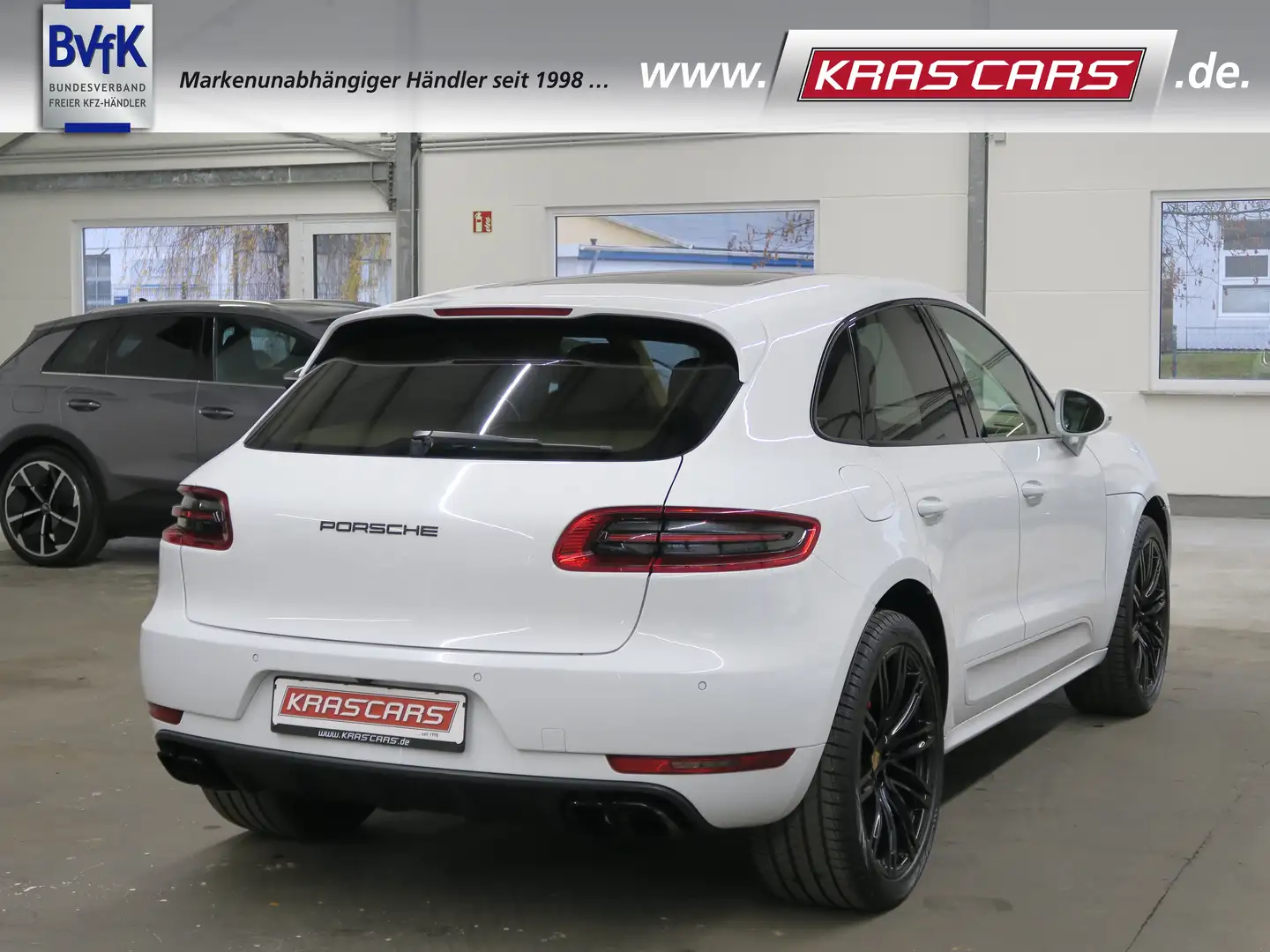 Porsche Macan Turbo Pano*18-Wege*Luftfahrwerk*PDLS*21-Alu*DAB Weiß - 2