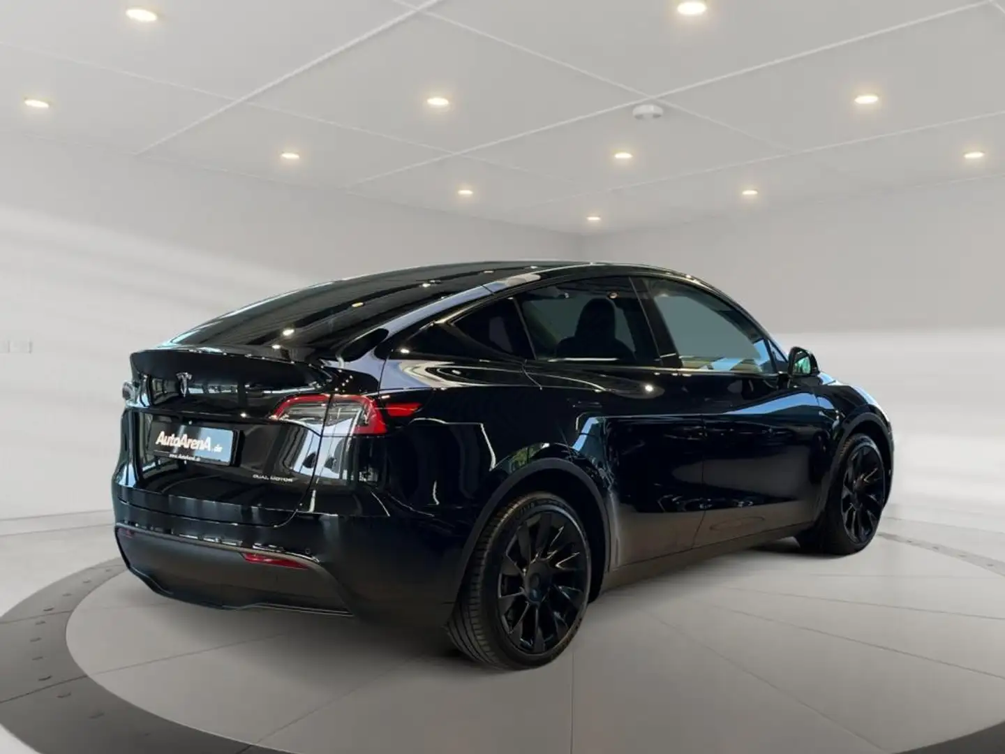 Tesla Model Y Long Range Dual AWD **MwSt ausweisbar Zwart - 2