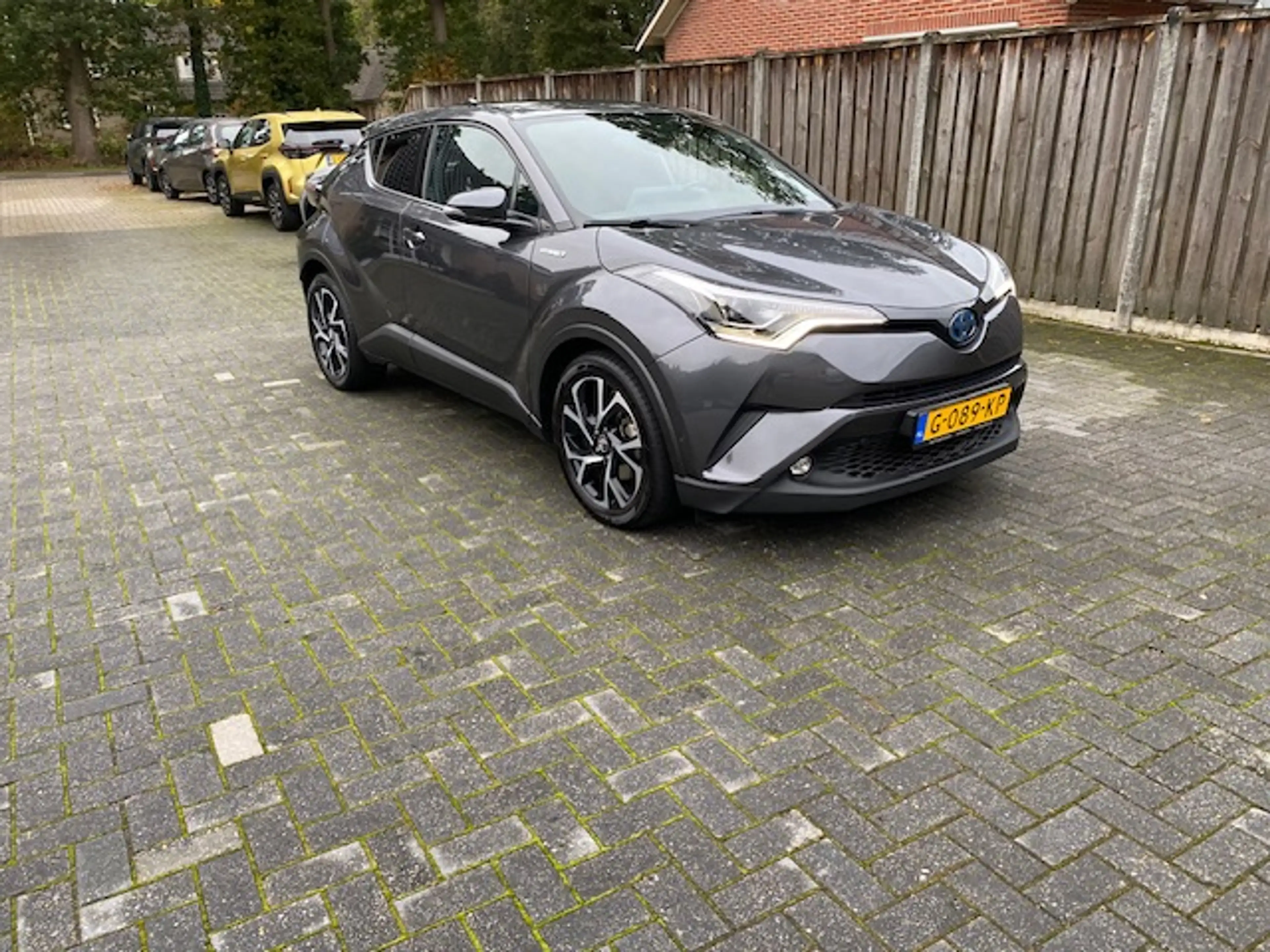 Toyota C-HR 1.8 Hyb. Style Ult. PARKASSIST APPLECAR JBL NAVI STOEL/STUURVERWARMING NL-AUTO — photo 9