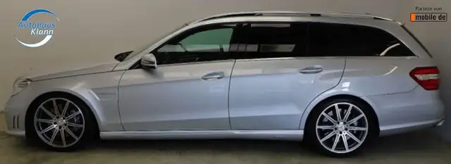Mercedes-Benz E-Class view 8