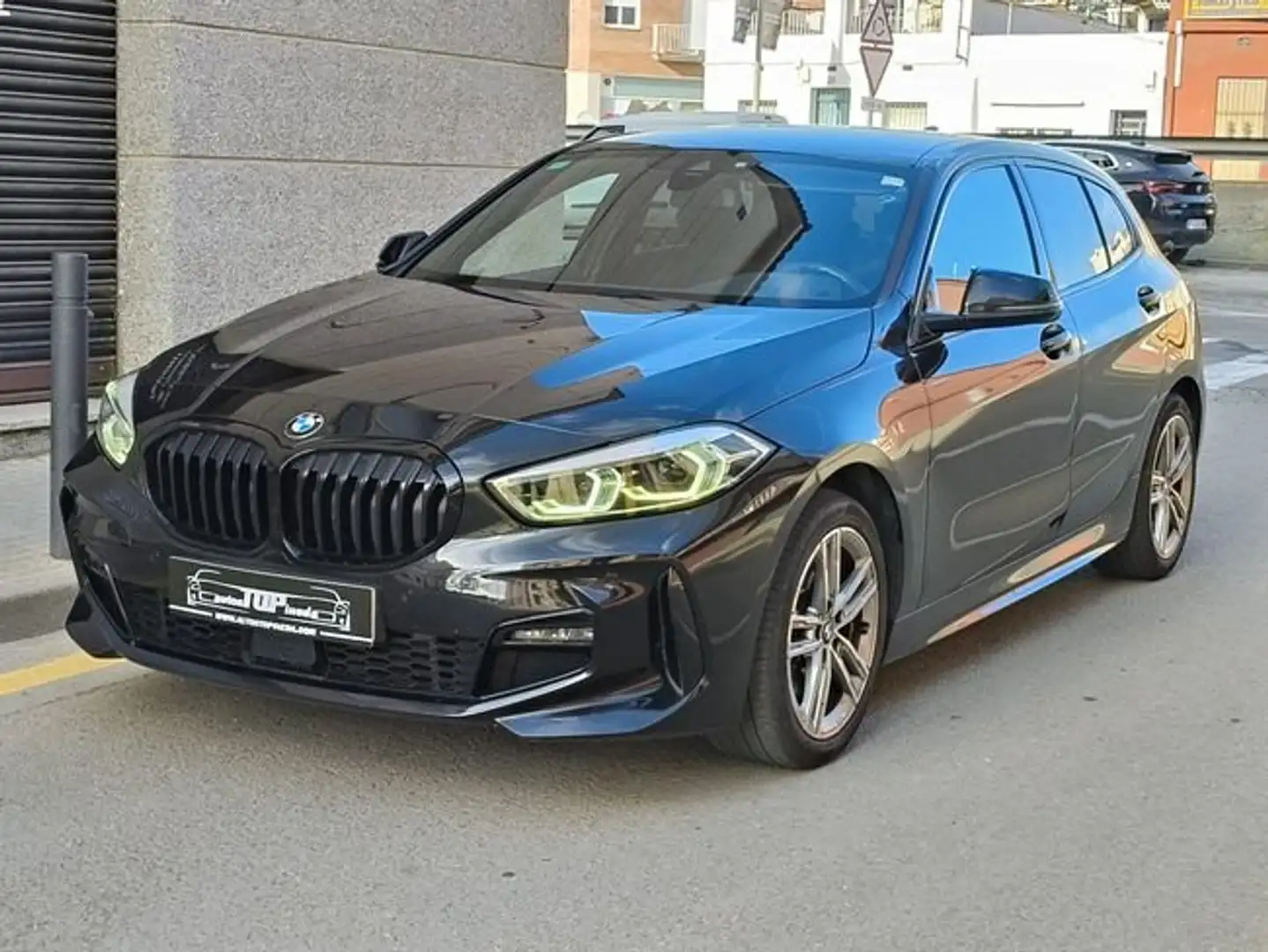 BMW 116 116d Noir - 1