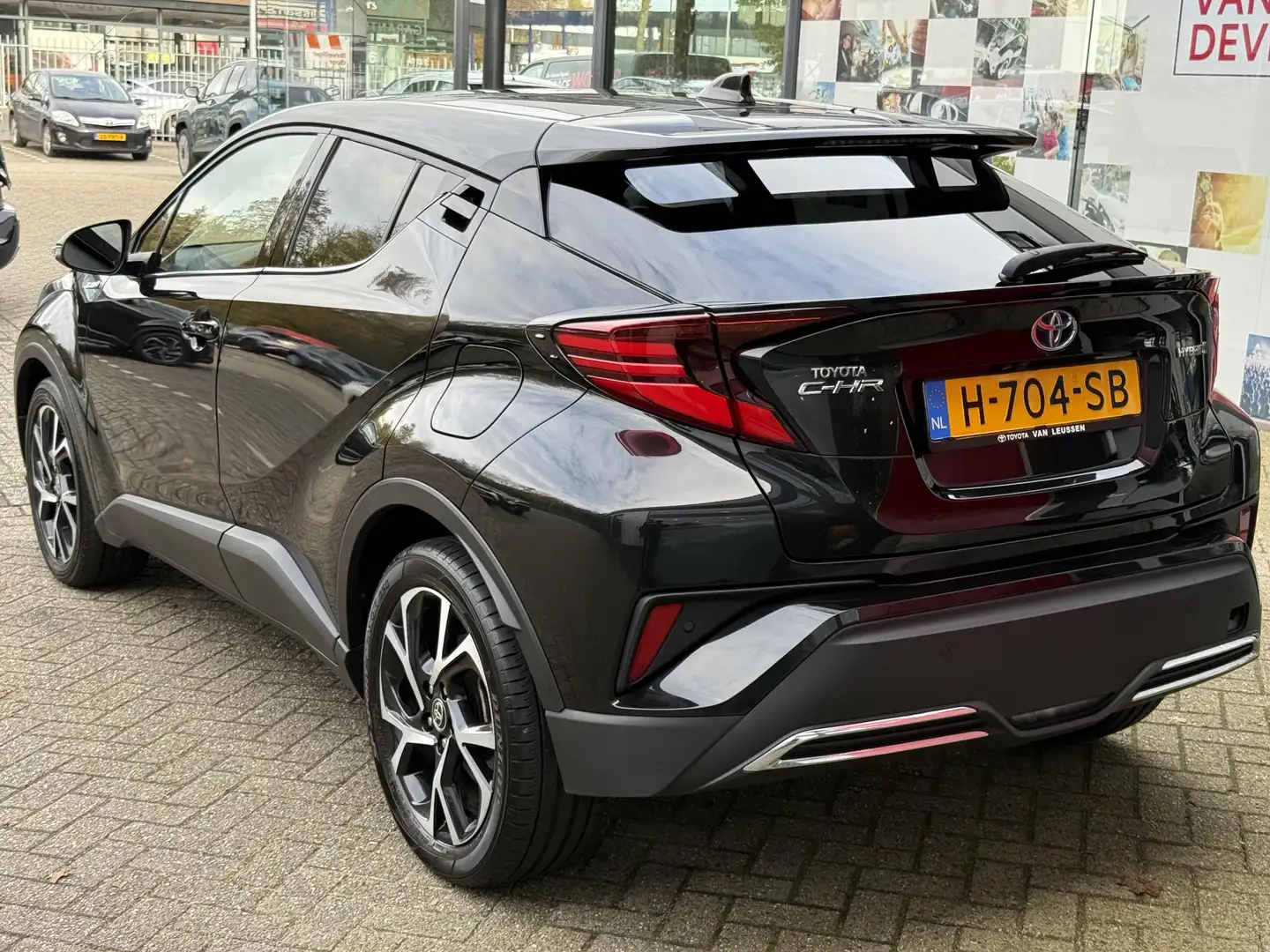 Toyota C-HR 2.0 HYBRID 184PK FIRST EDITION DODEHOEK JBL STOELV Noir - 2