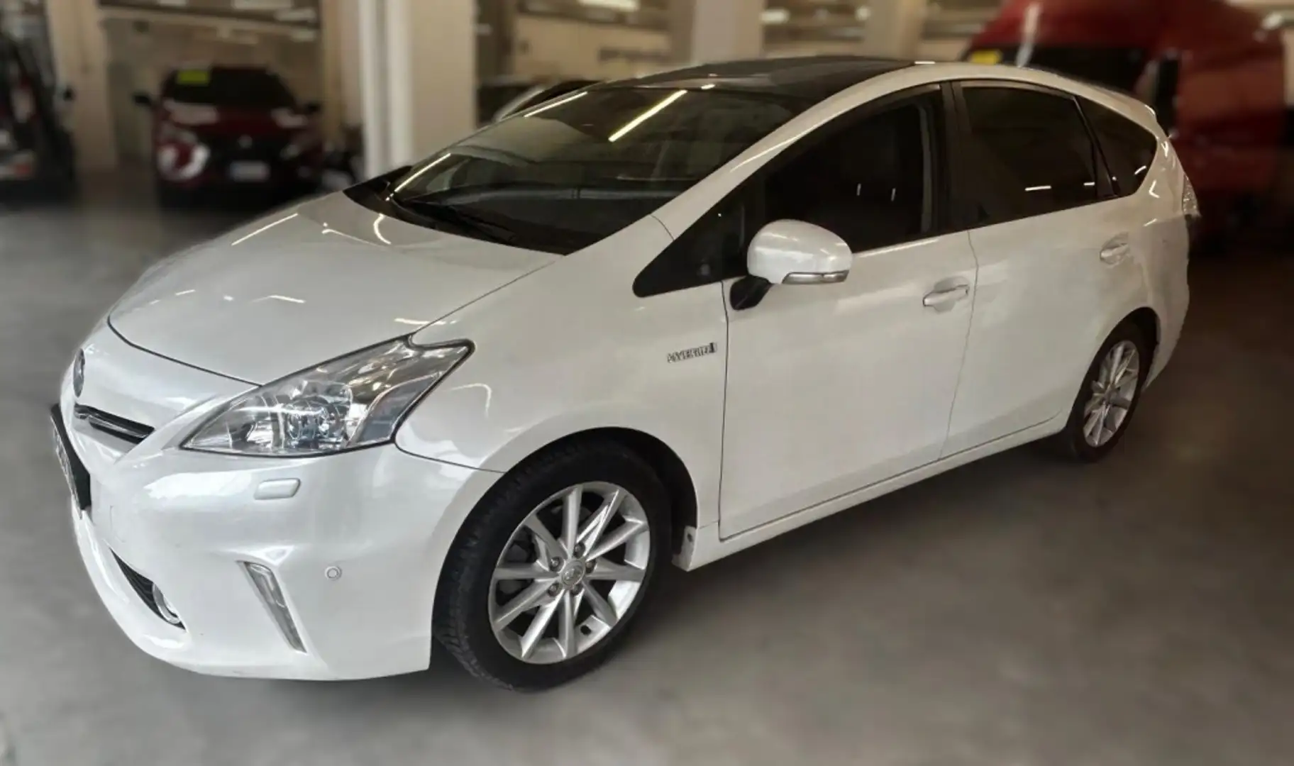 Toyota Prius Prius+ 1.8 HSD Executive Blanco - 1