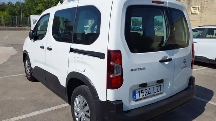 Peugeot Rifter 2022, foto 2