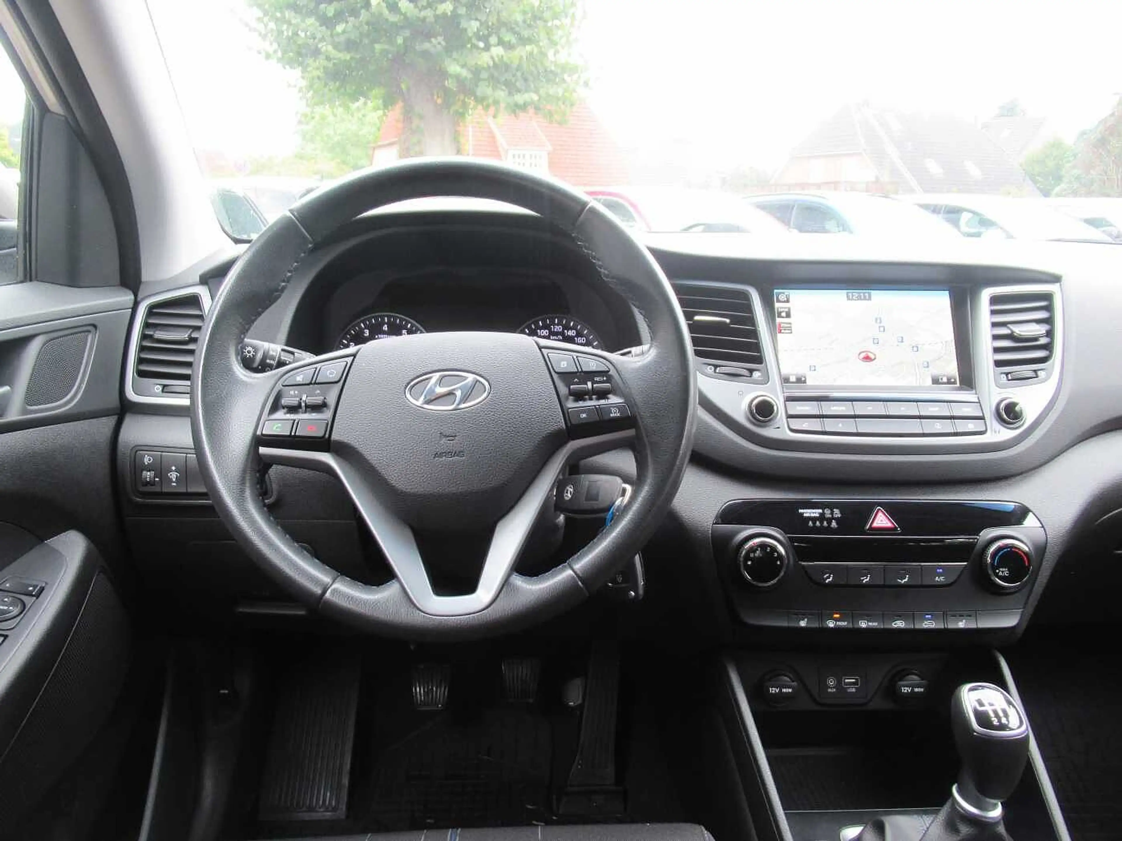 Hyundai TUCSON 1.6 GDi Trend — photo 9