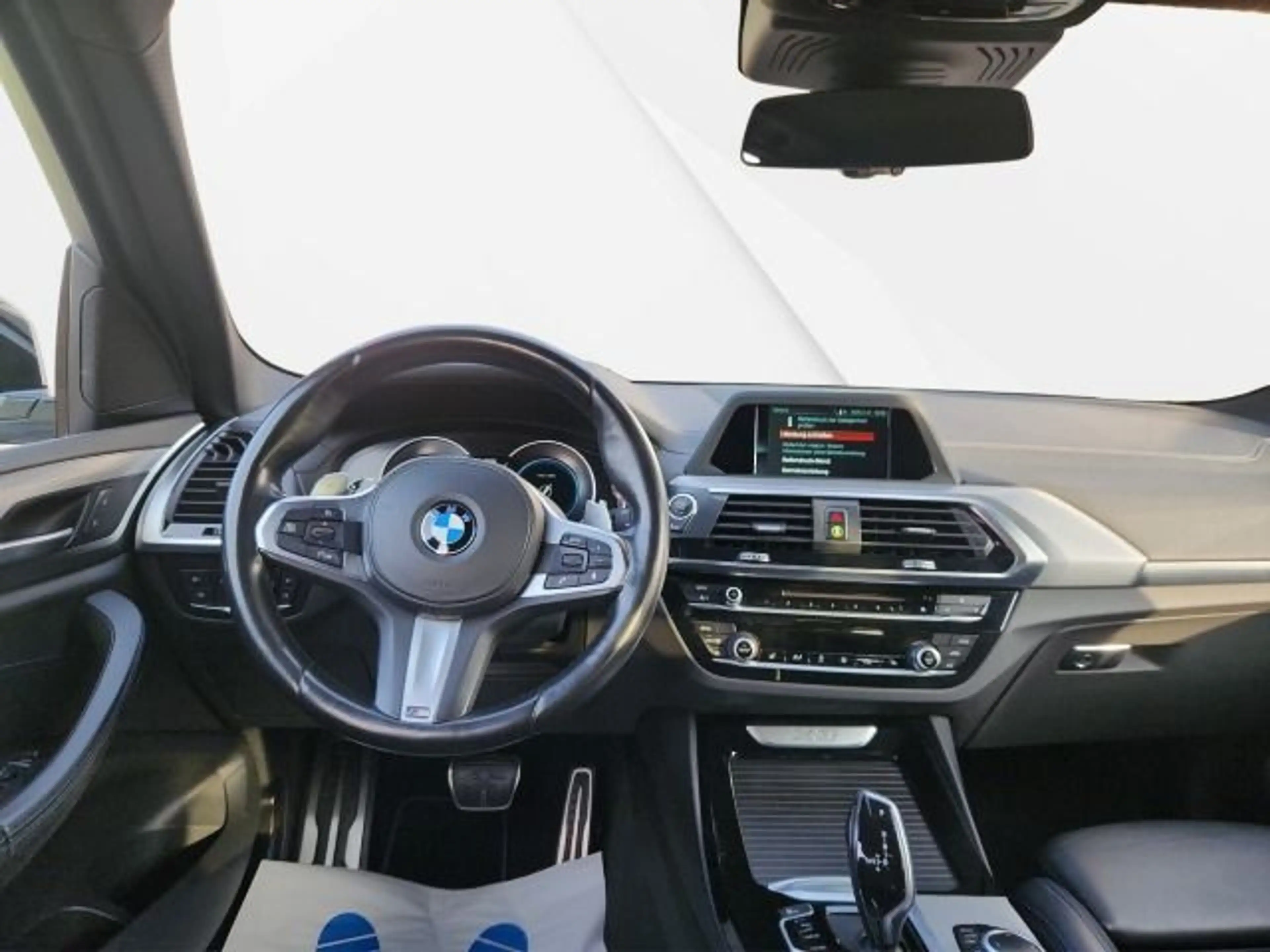 BMW X3 xDrive20d M Sport — photo 14