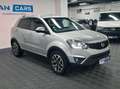 SsangYong Korando 2.2 e3 2WD Sapphire * TOP ETAT * FULL OPTIONS Gris - thumbnail 4