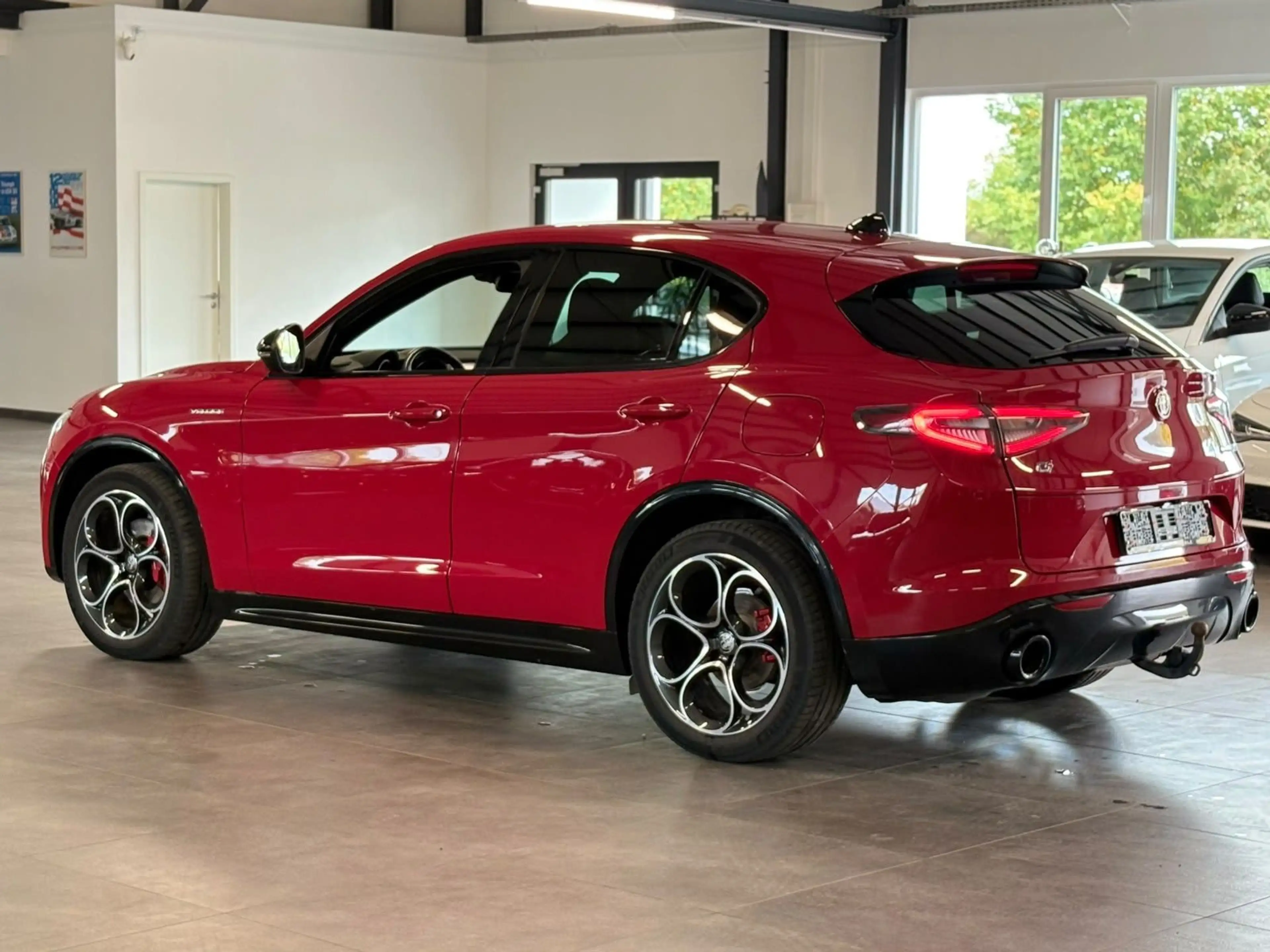 Alfa Romeo Stelvio Veloce Q4 MATRIX+MEMO+ACC+KAM+CARPL.+AHK — photo 4