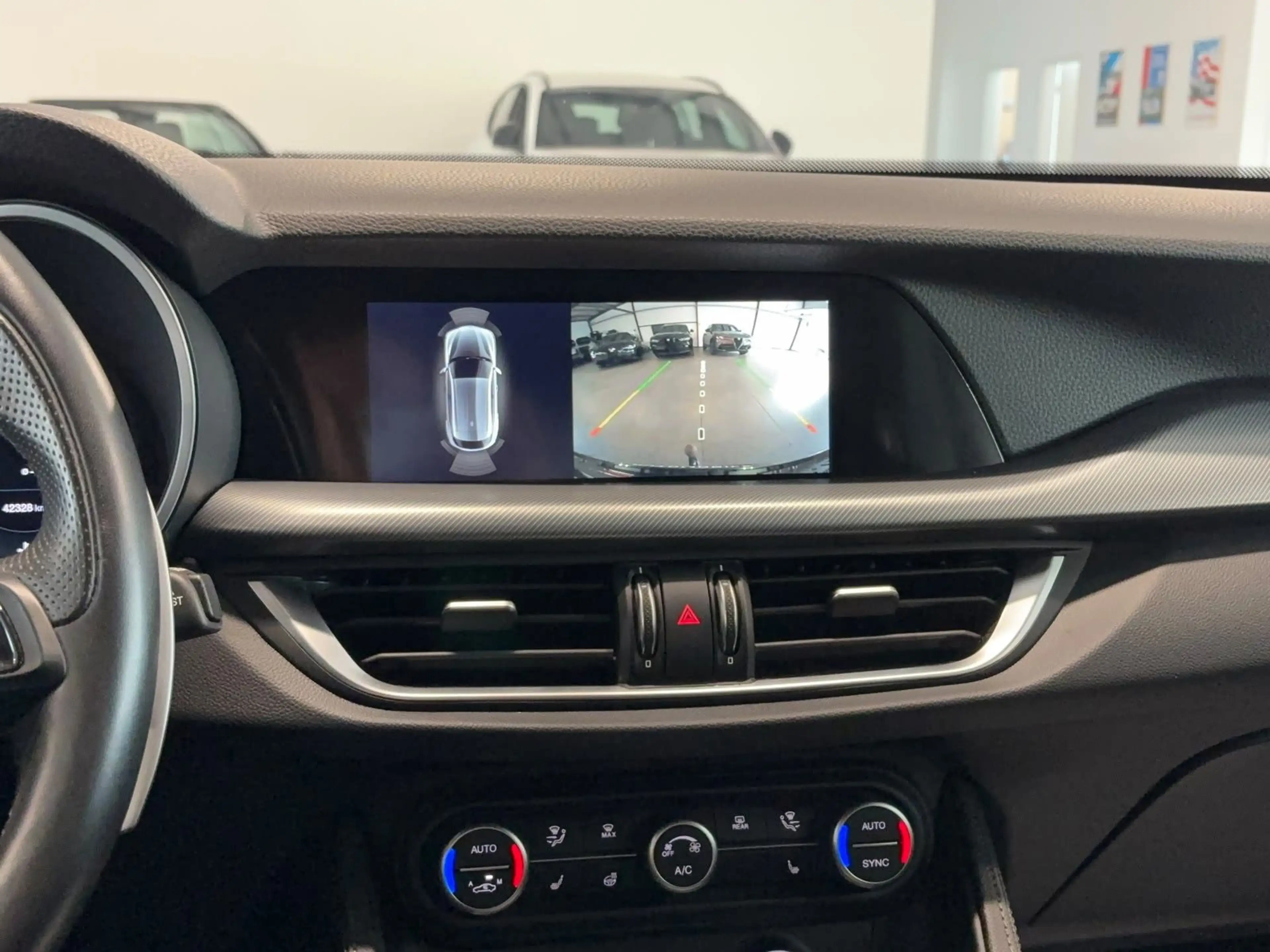 Alfa Romeo Stelvio Veloce Q4 MATRIX+MEMO+ACC+KAM+CARPL.+AHK — photo 10