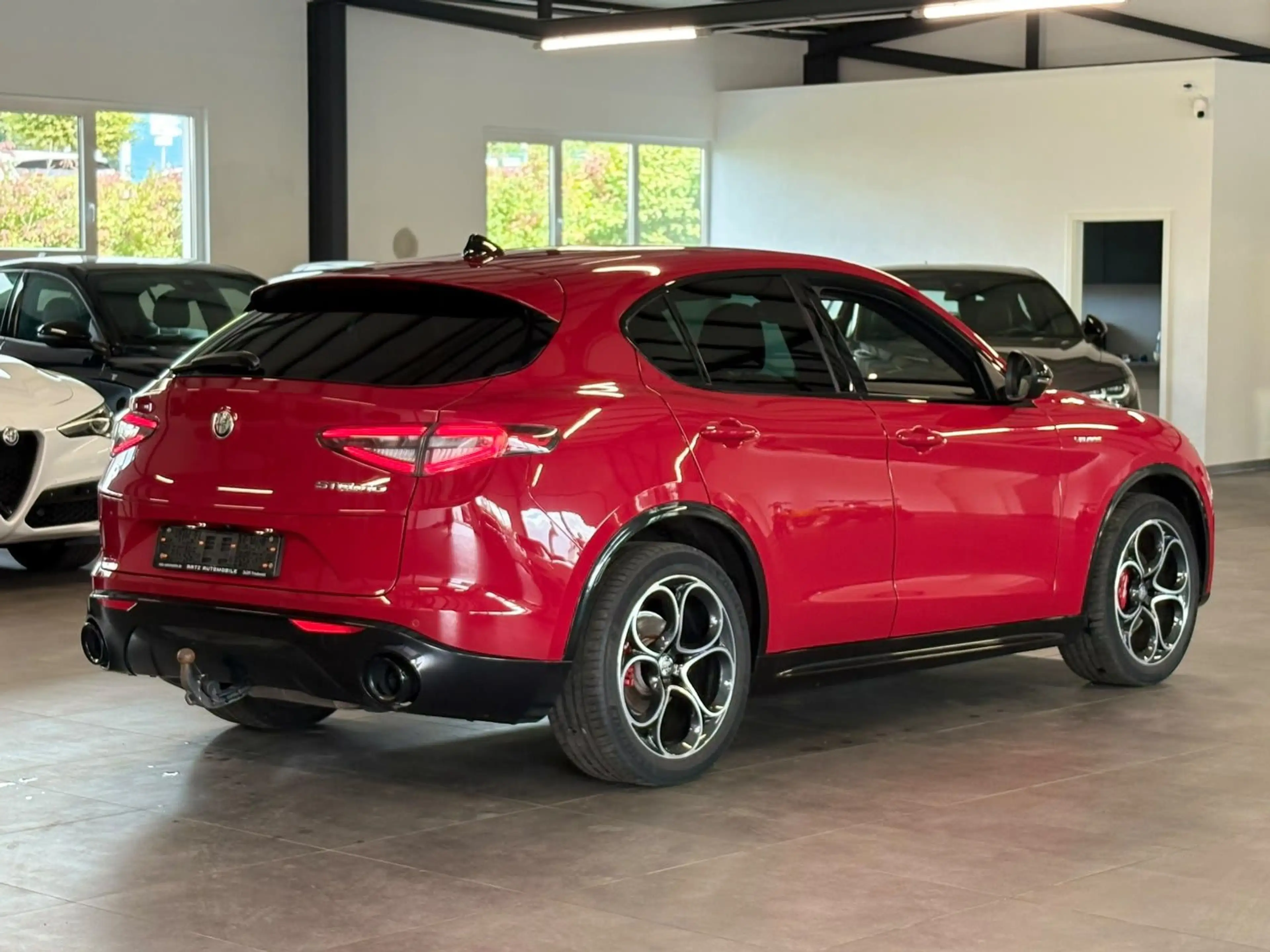 Alfa Romeo Stelvio Veloce Q4 MATRIX+MEMO+ACC+KAM+CARPL.+AHK — photo 5