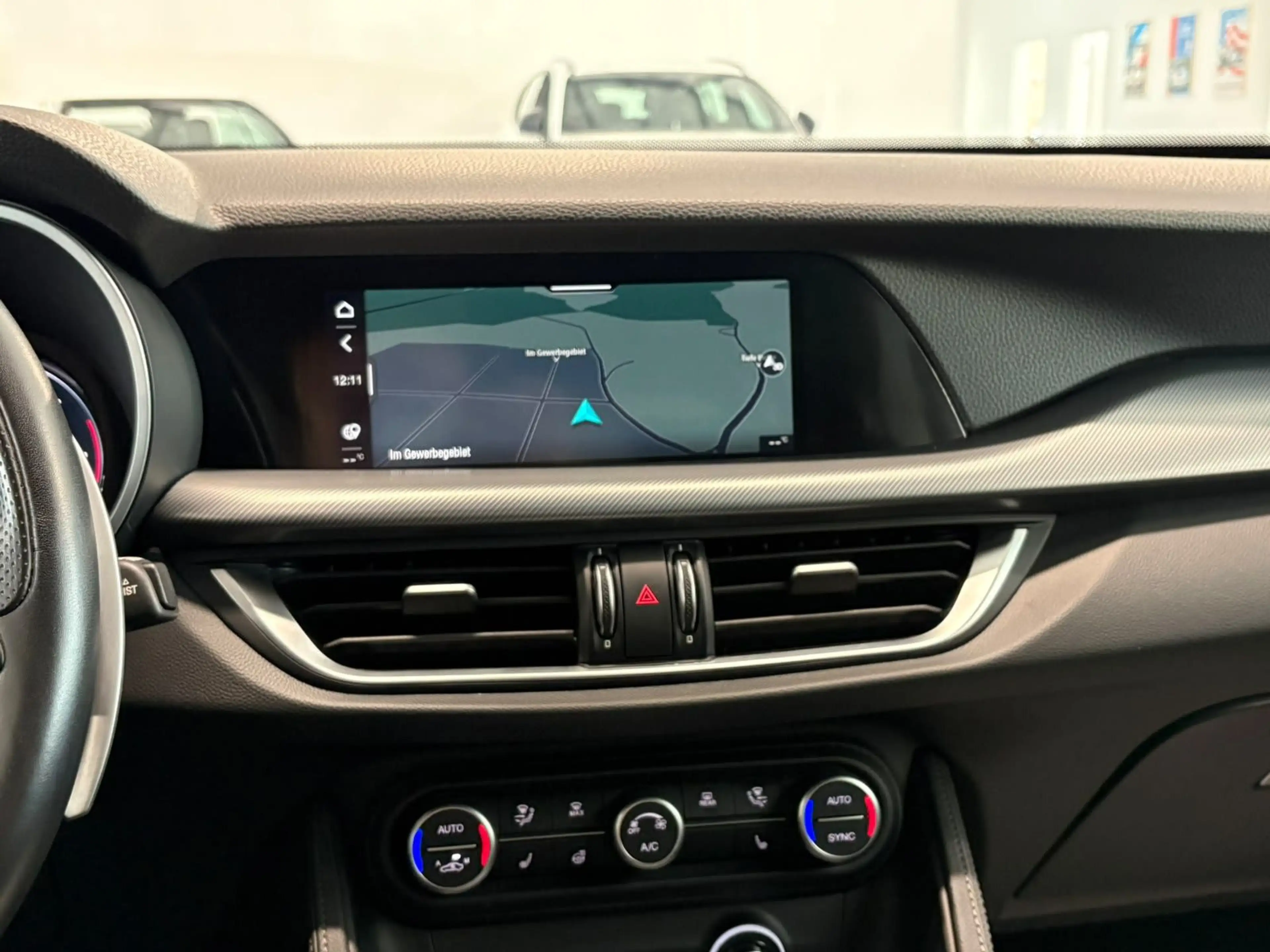 Alfa Romeo Stelvio Veloce Q4 MATRIX+MEMO+ACC+KAM+CARPL.+AHK — photo 11
