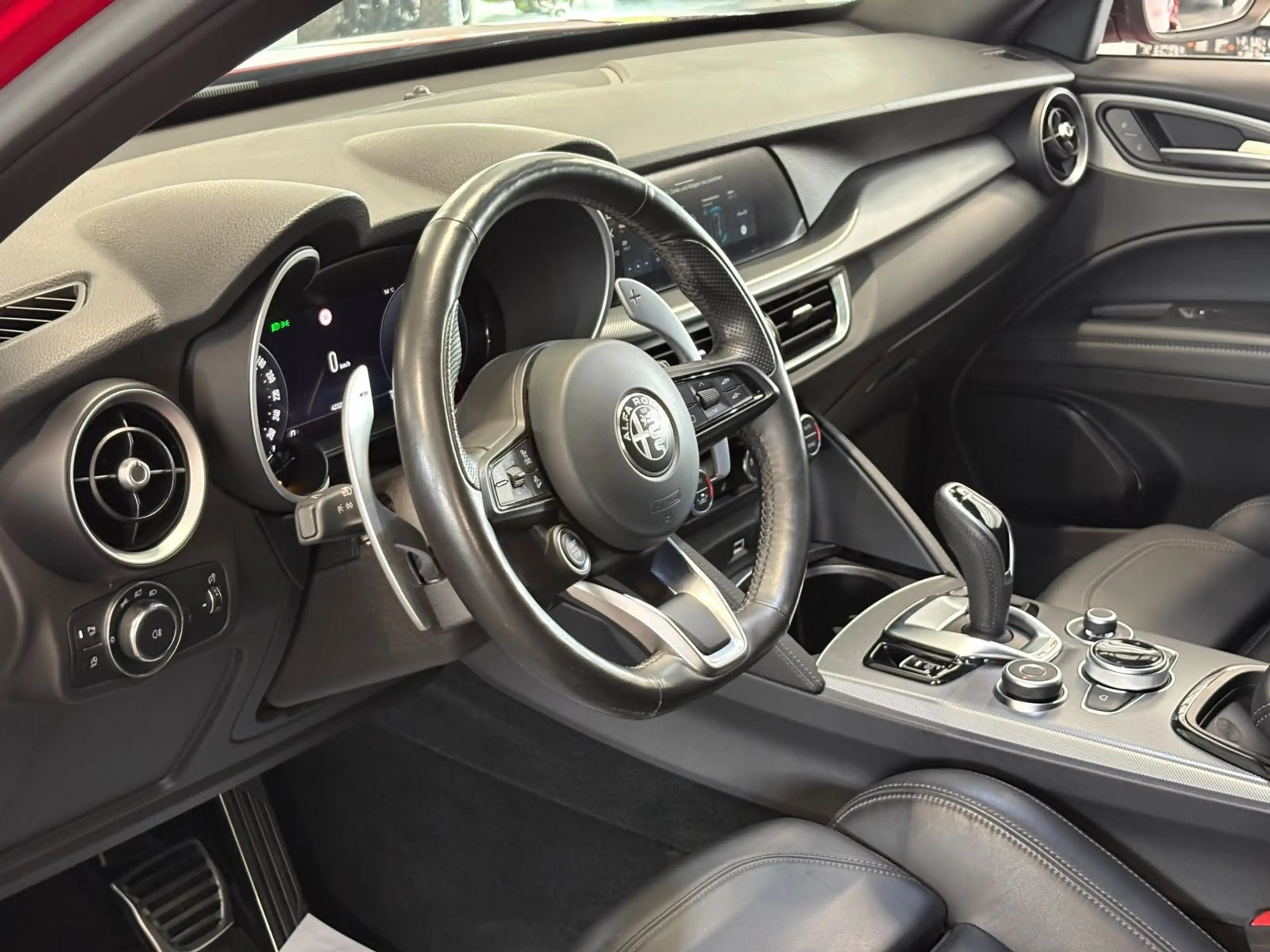 Alfa Romeo Stelvio Veloce Q4 MATRIX+MEMO+ACC+KAM+CARPL.+AHK — photo 8