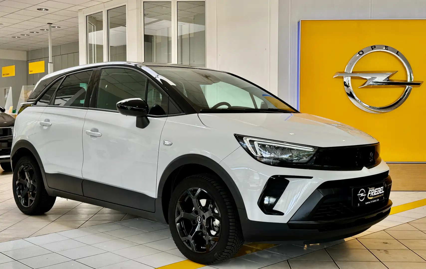 Opel Crossland Elegance/AT/Navi/Kamera/Sitzh/Lenkhzg/Allwetter Blanc - 1