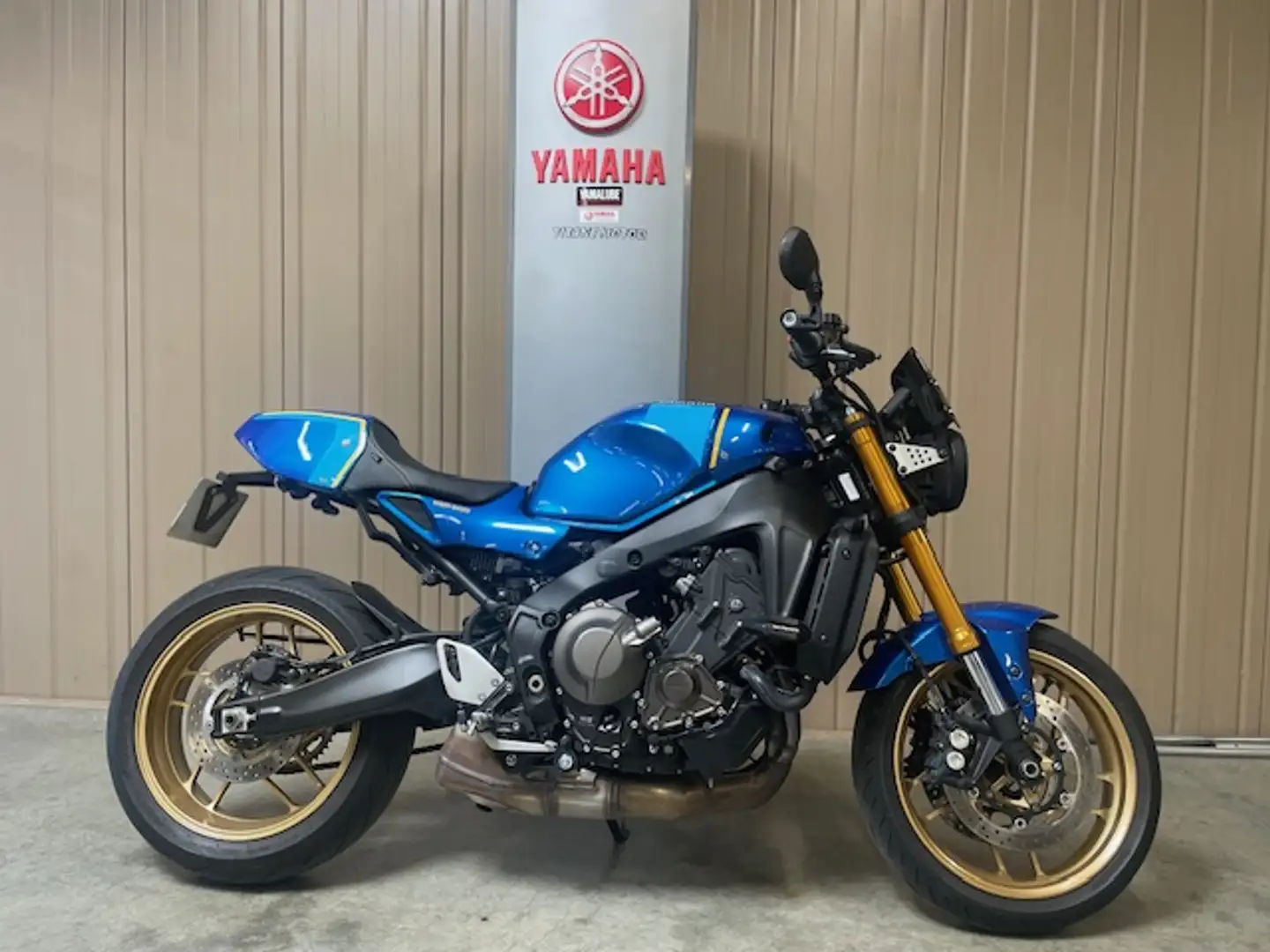 Yamaha XSR 900 Bleu - 2