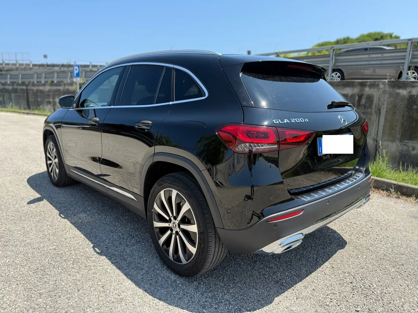 Mercedes-Benz GLA 200 GLA 200 d Sport Plus auto Negro - 1