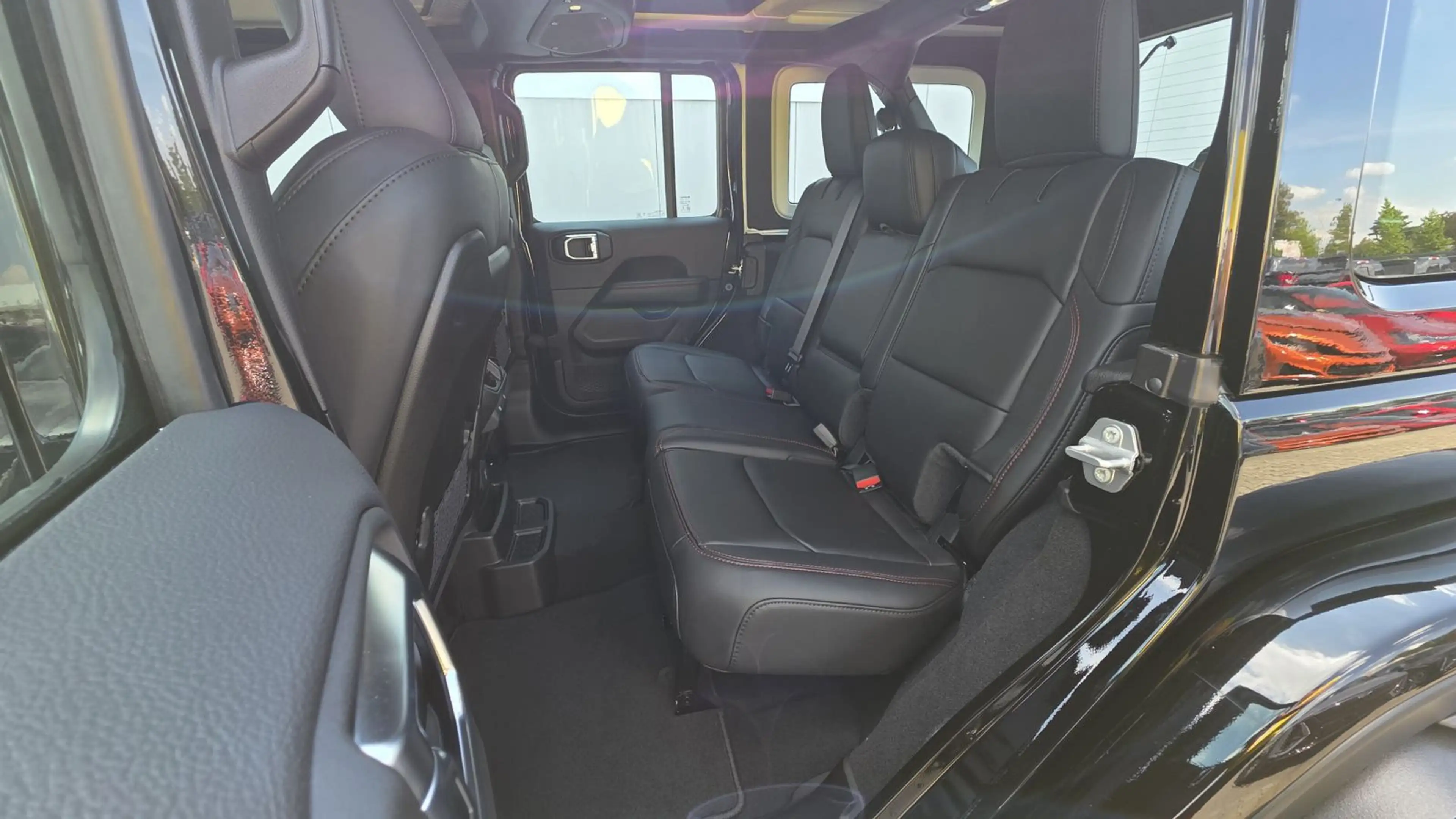 Jeep Wrangler Rubicon X 3,6 V6 - WARN-Winch — photo 13