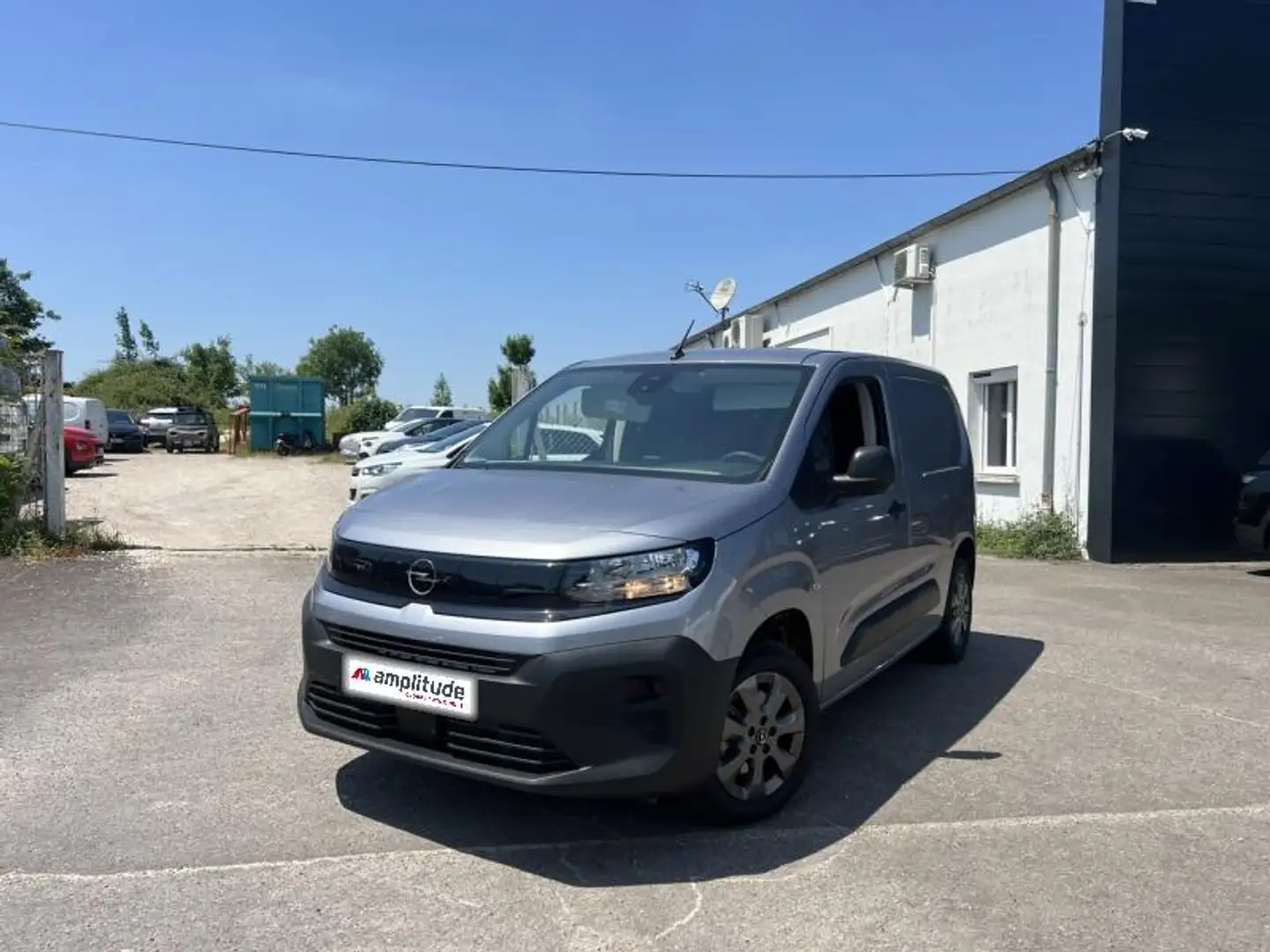 Opel Combo M 1000kg BlueHDi 130ch S\u0026S EAT8 Gris - 1